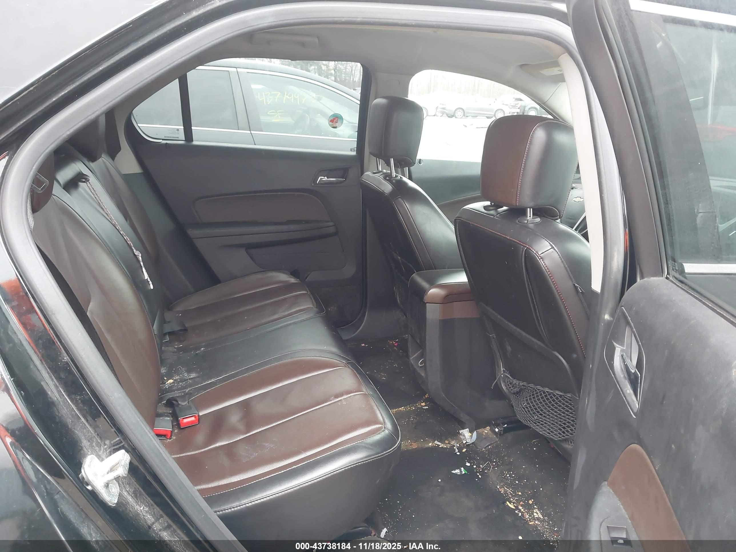 CHEVROLET EQUINOX image 8