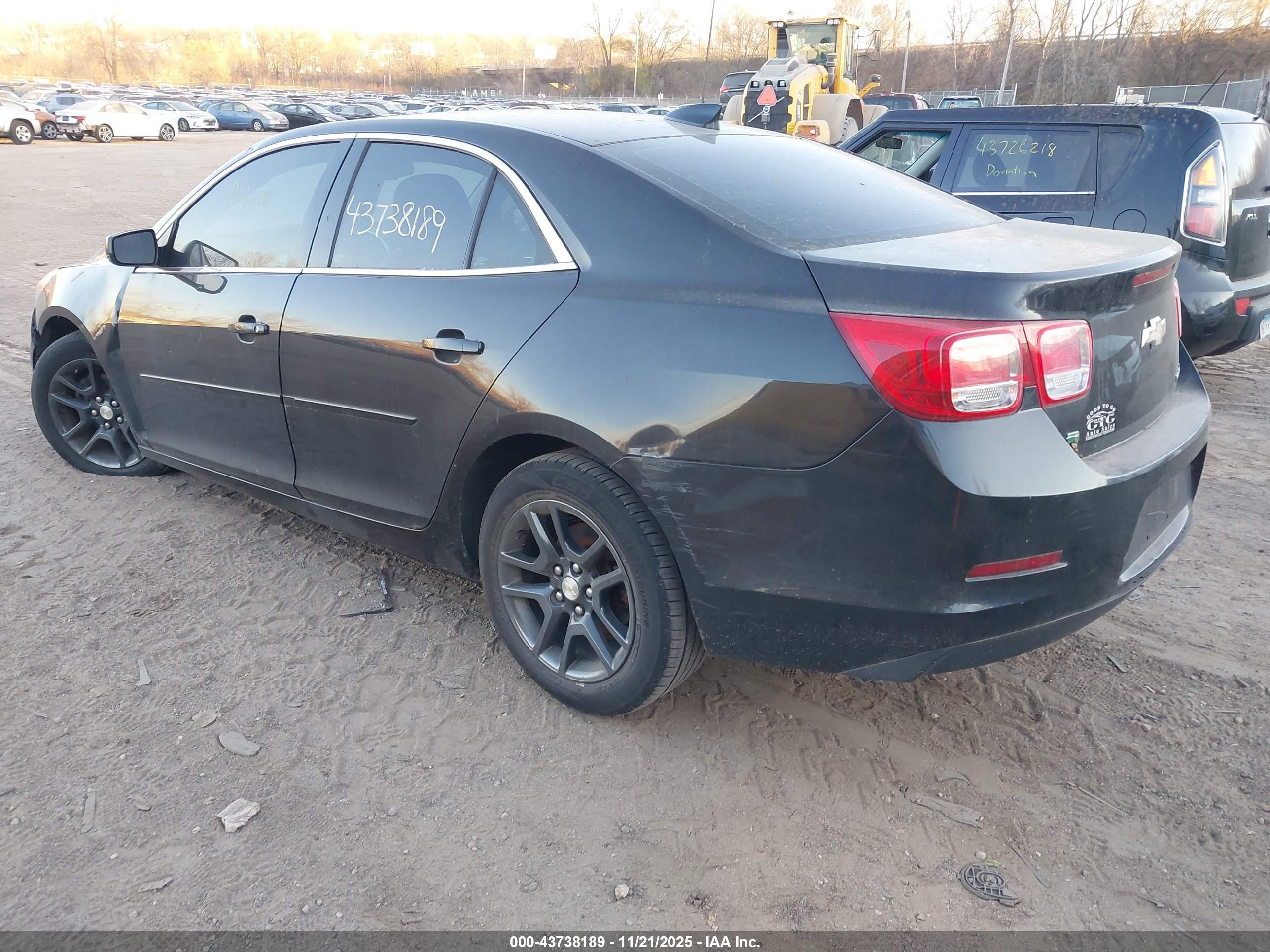 CHEVROLET MALIBU image 3
