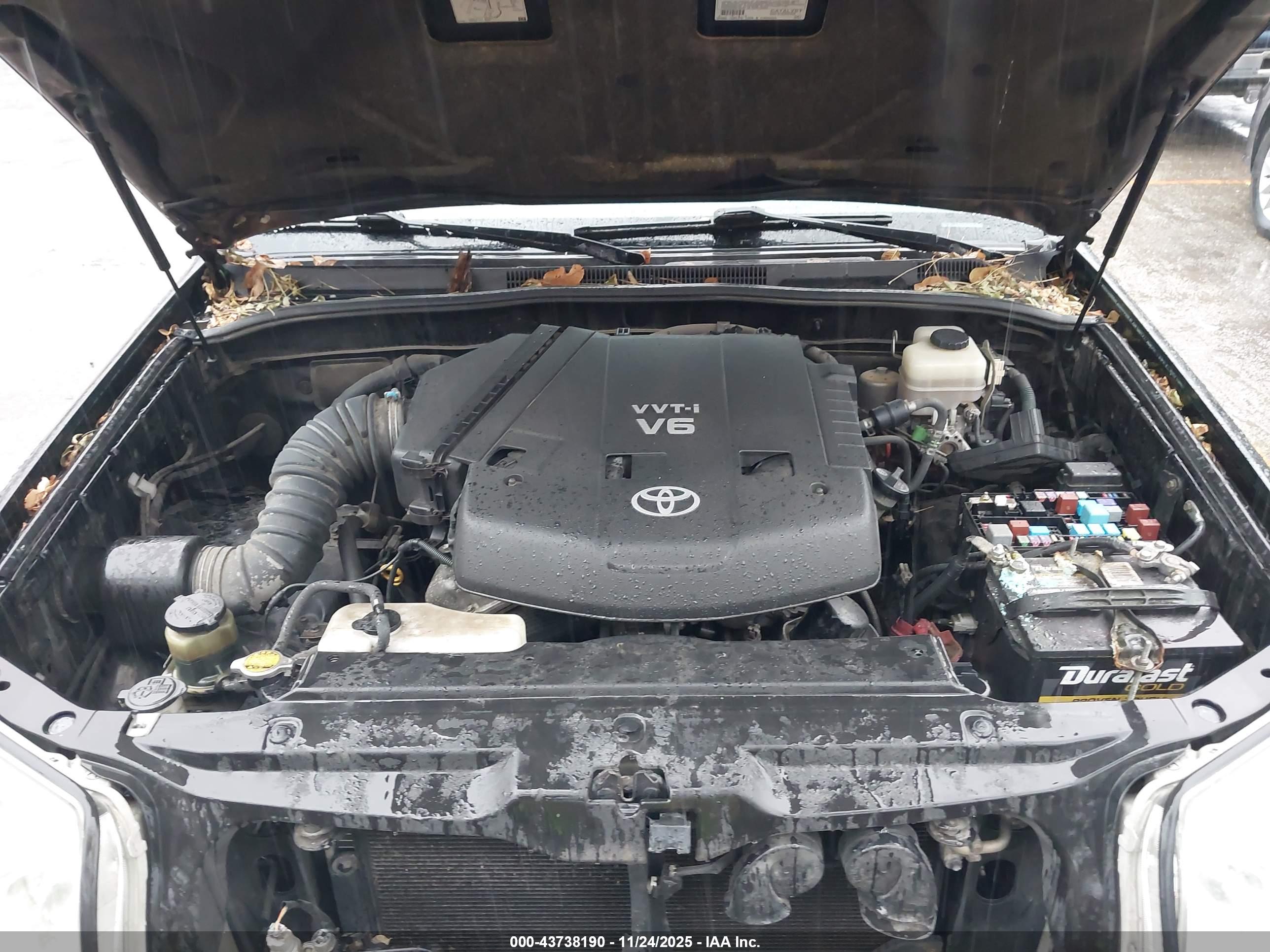 TOYOTA 4RUNNER image 10