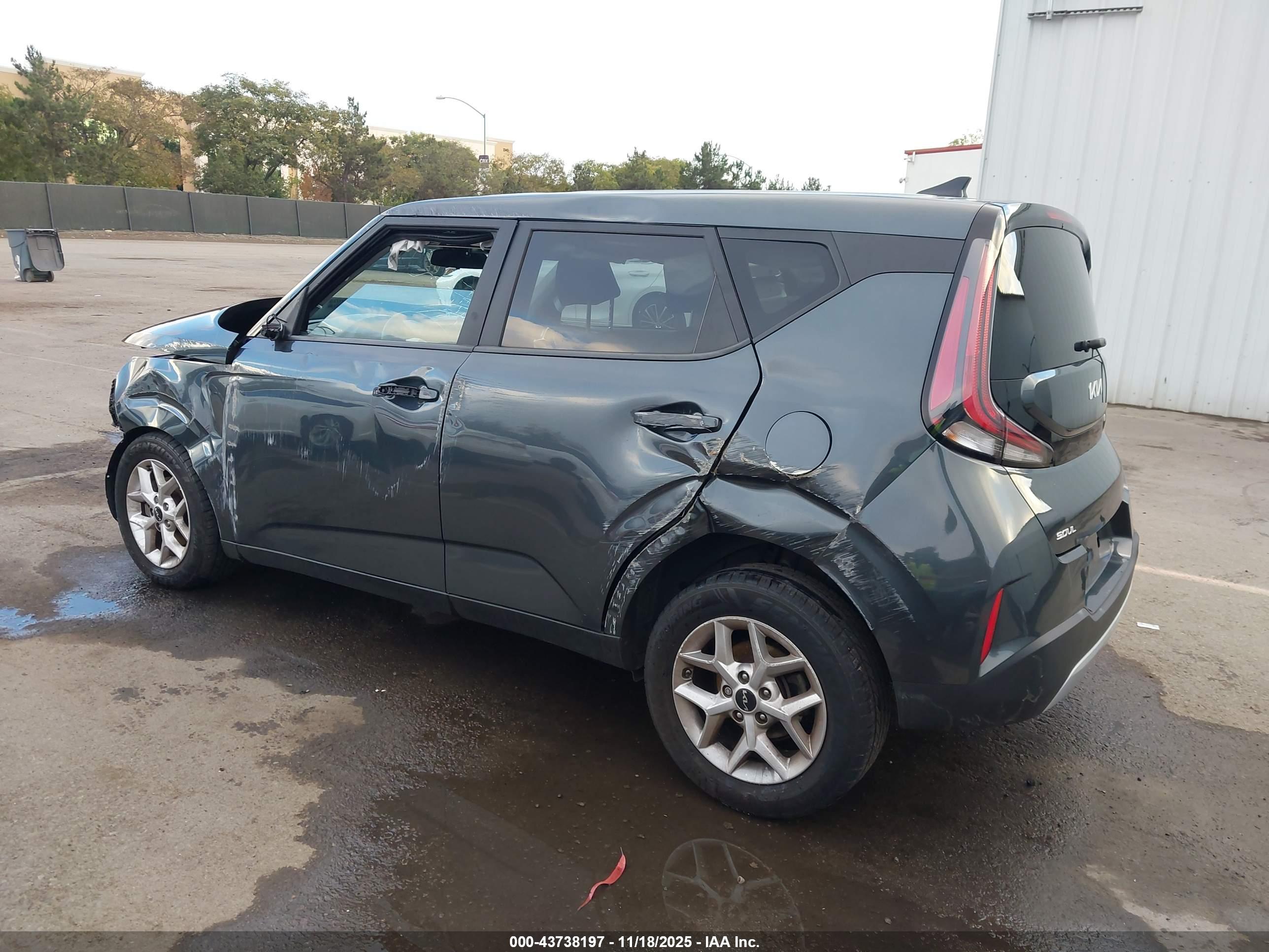 KIA SOUL image 3