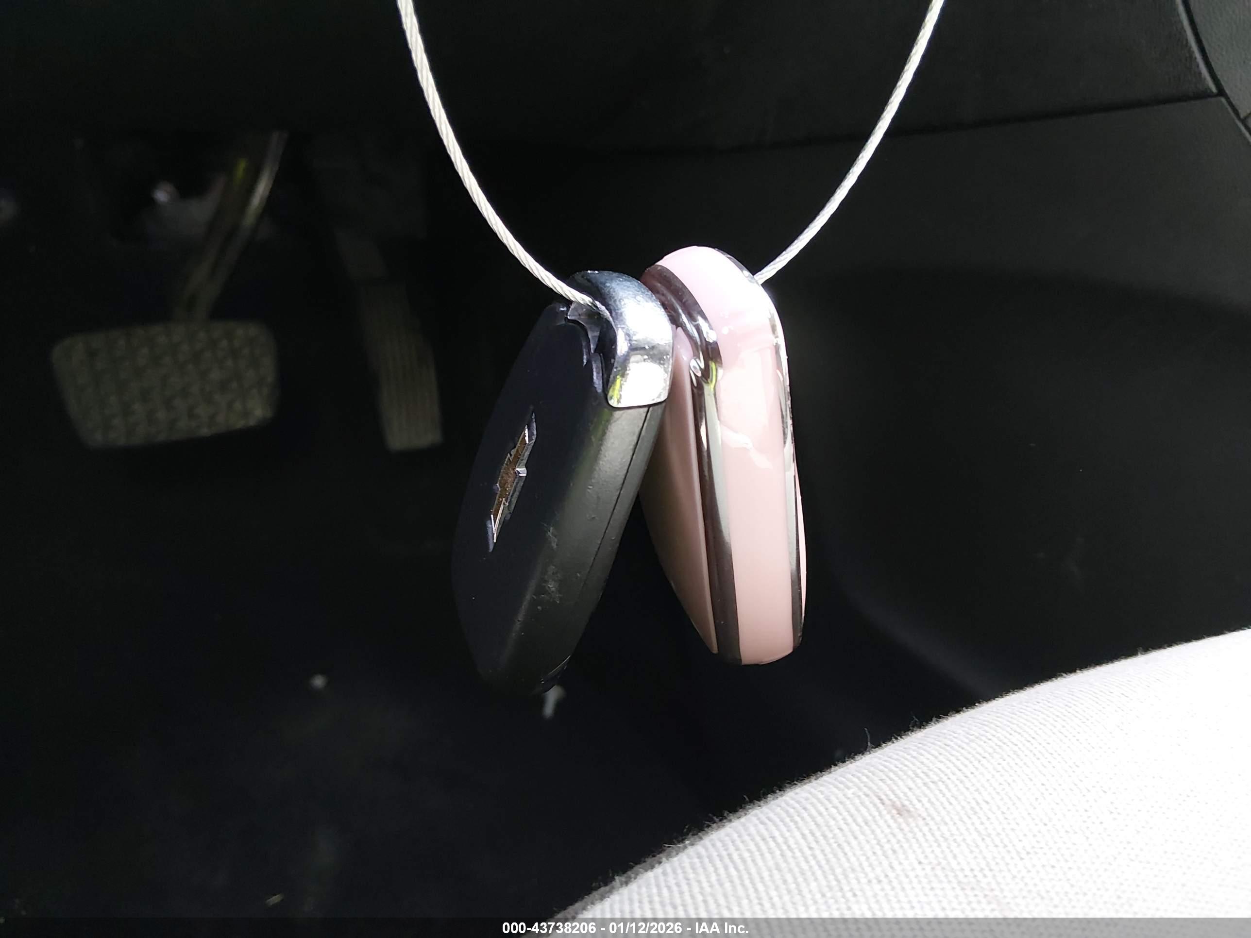 CHEVROLET EQUINOX image 11