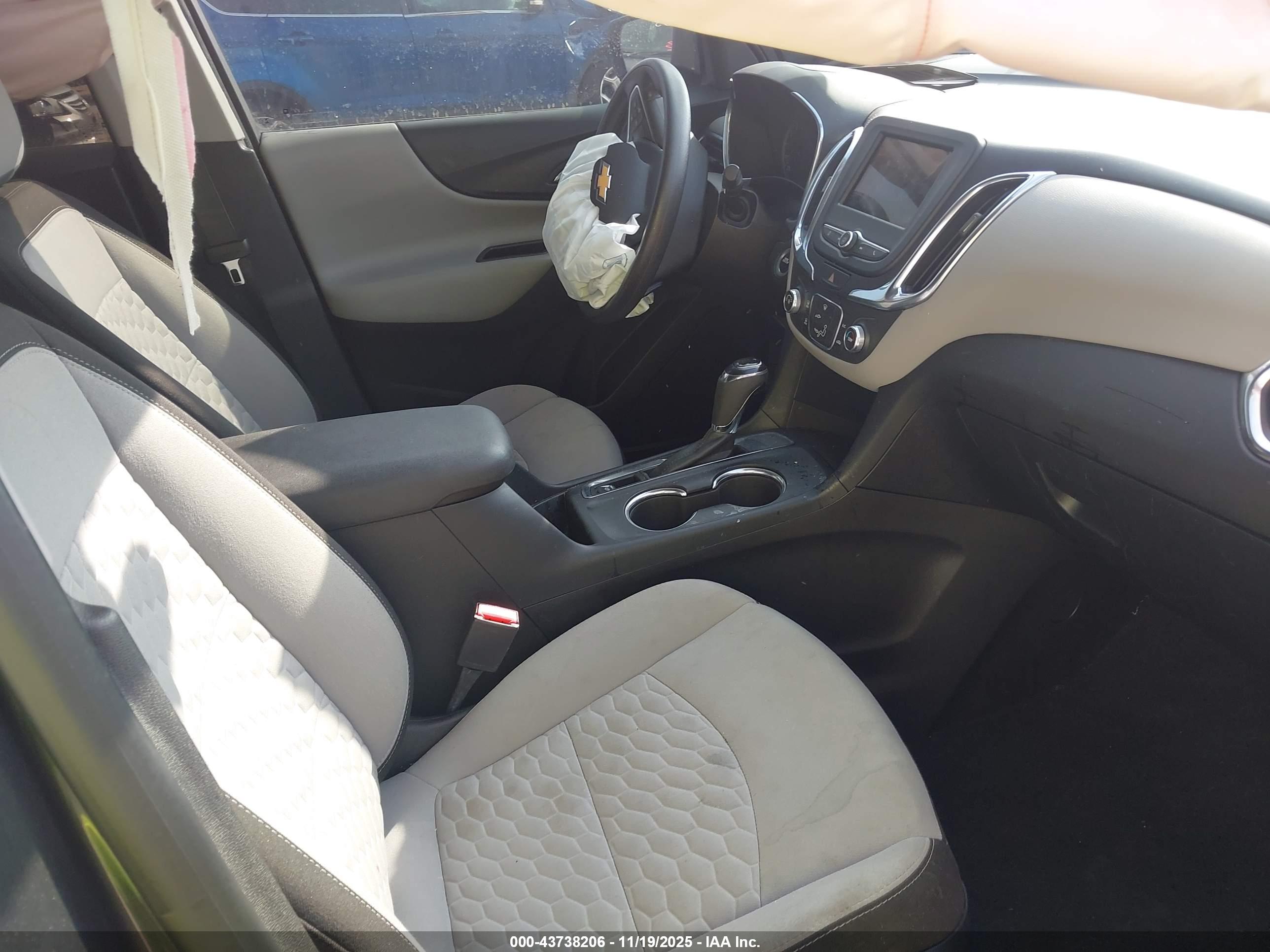 CHEVROLET EQUINOX image 5