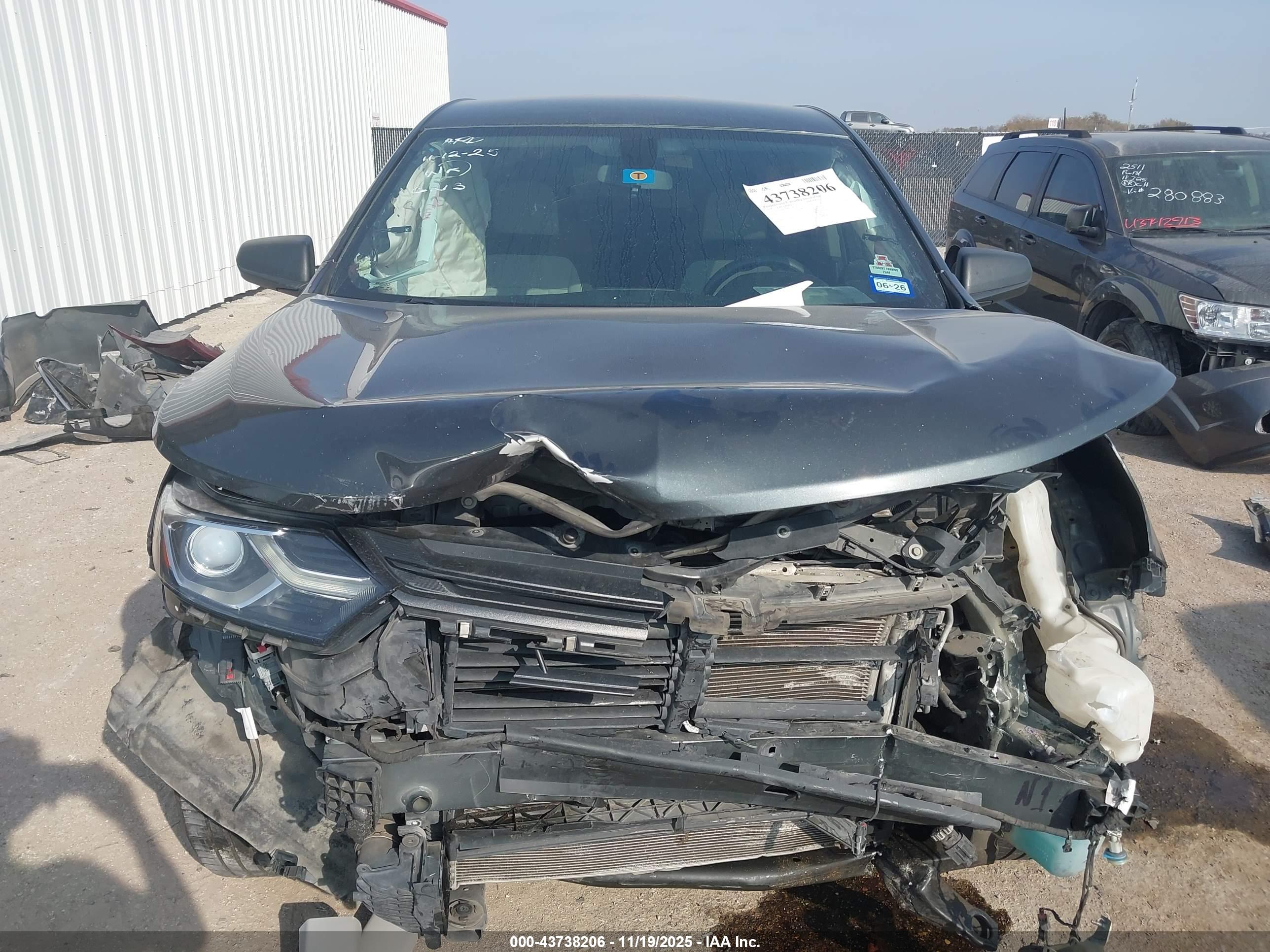CHEVROLET EQUINOX image 6