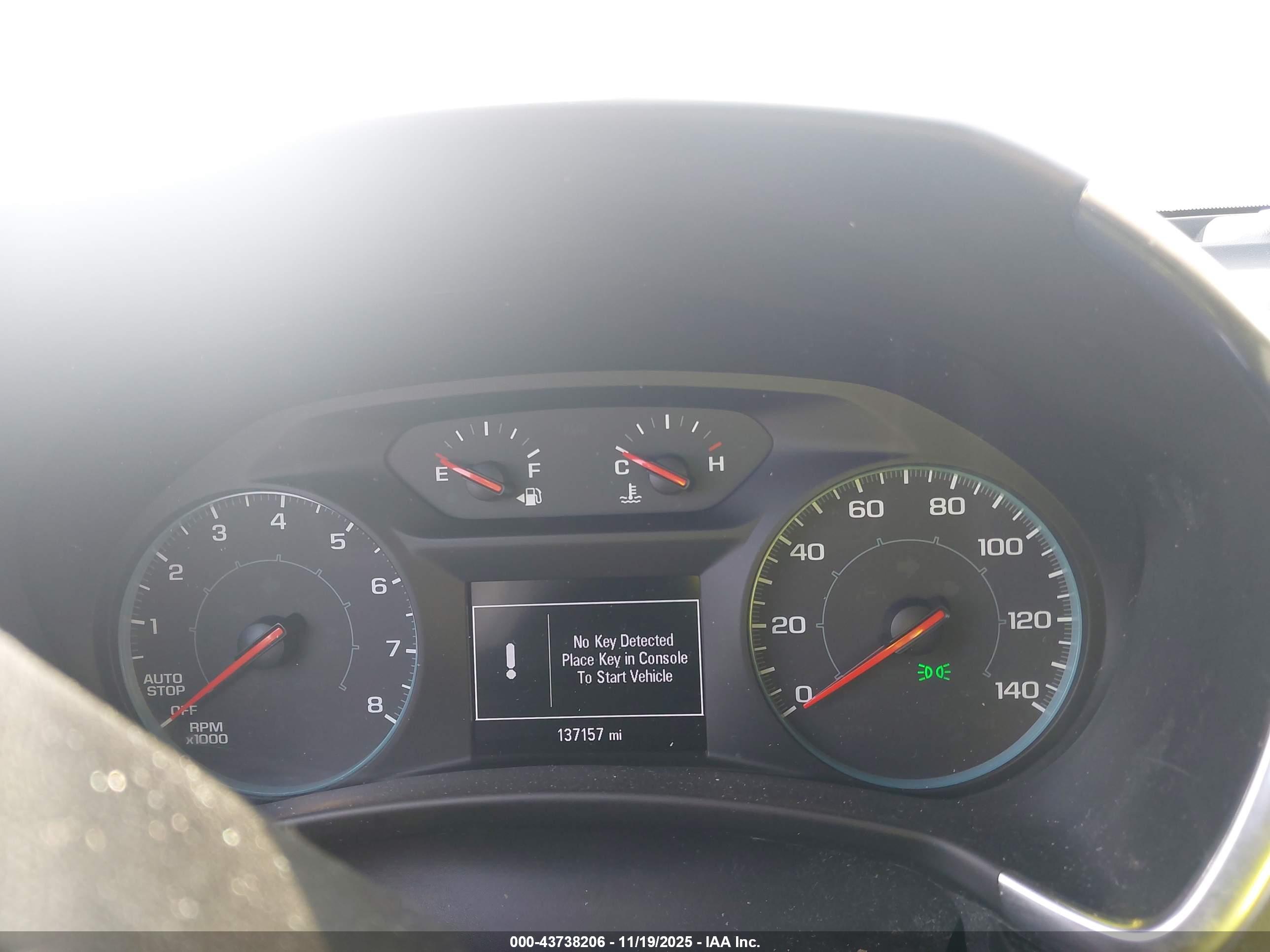CHEVROLET EQUINOX image 7