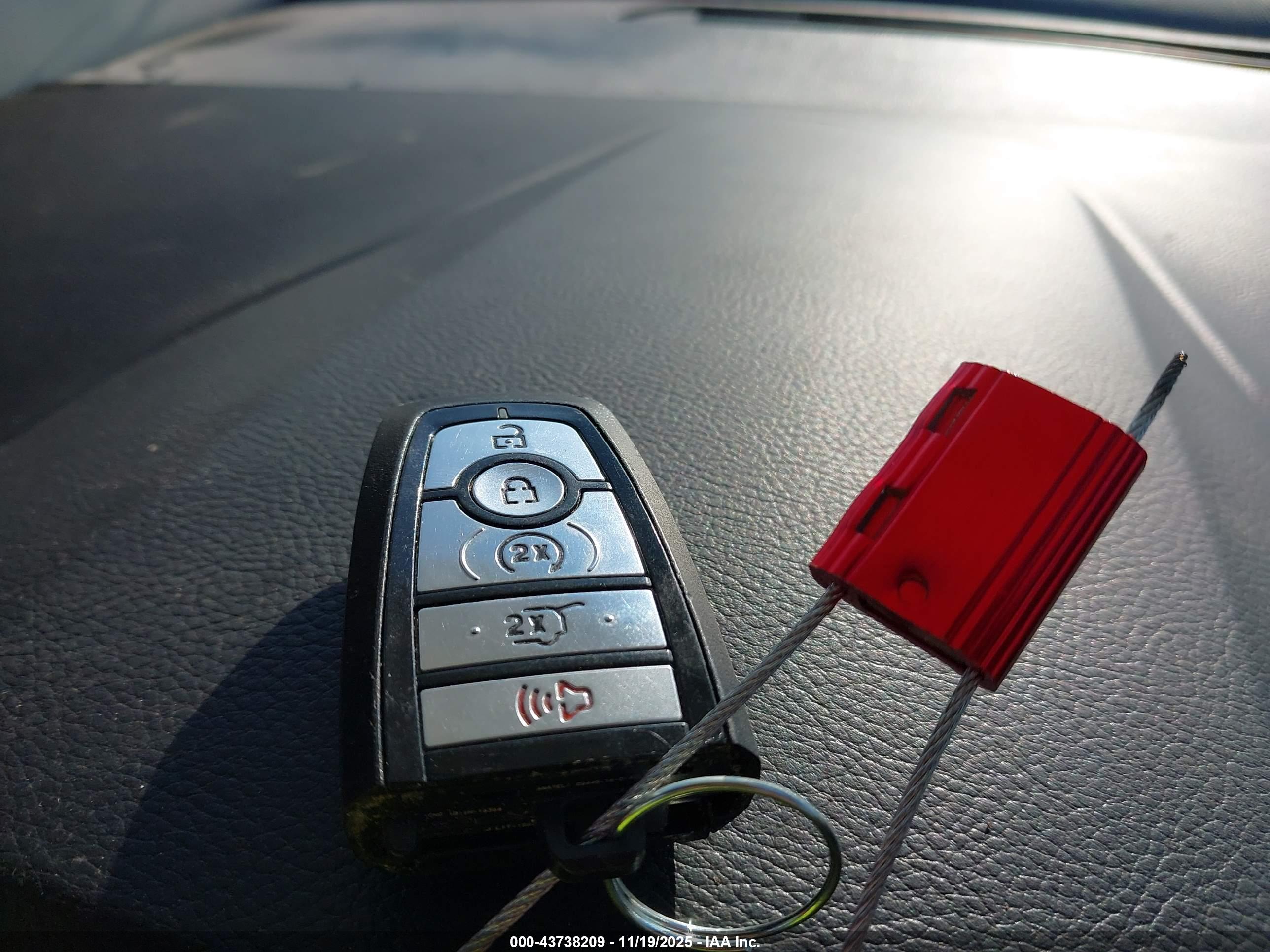 FORD EDGE image 11