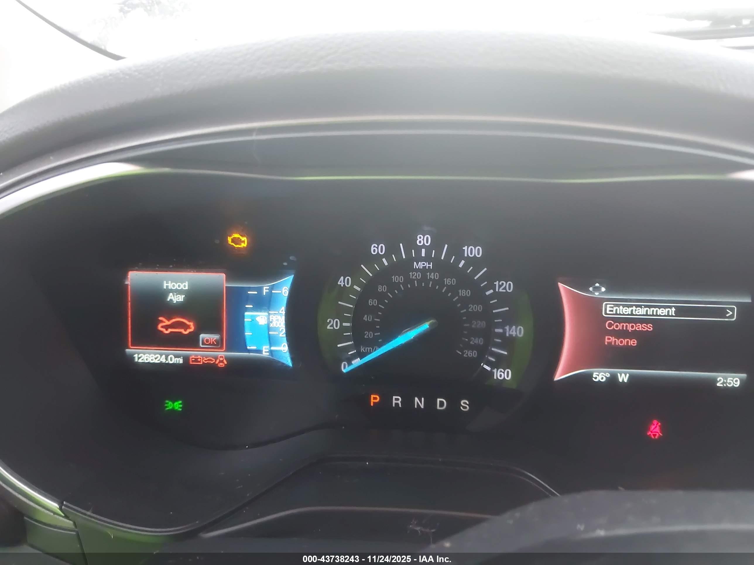 FORD FUSION image 7