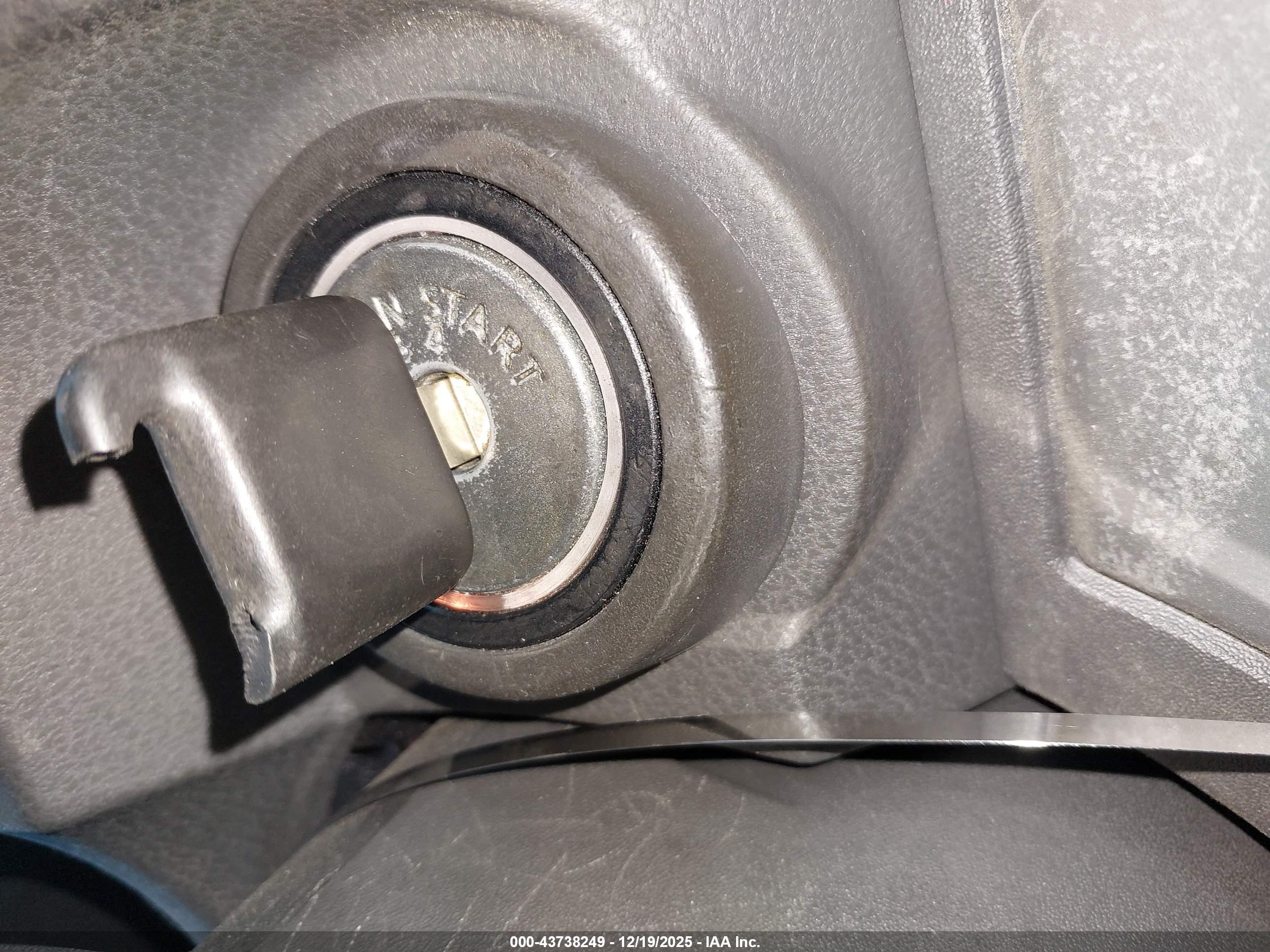 NISSAN PATHFINDER image 11