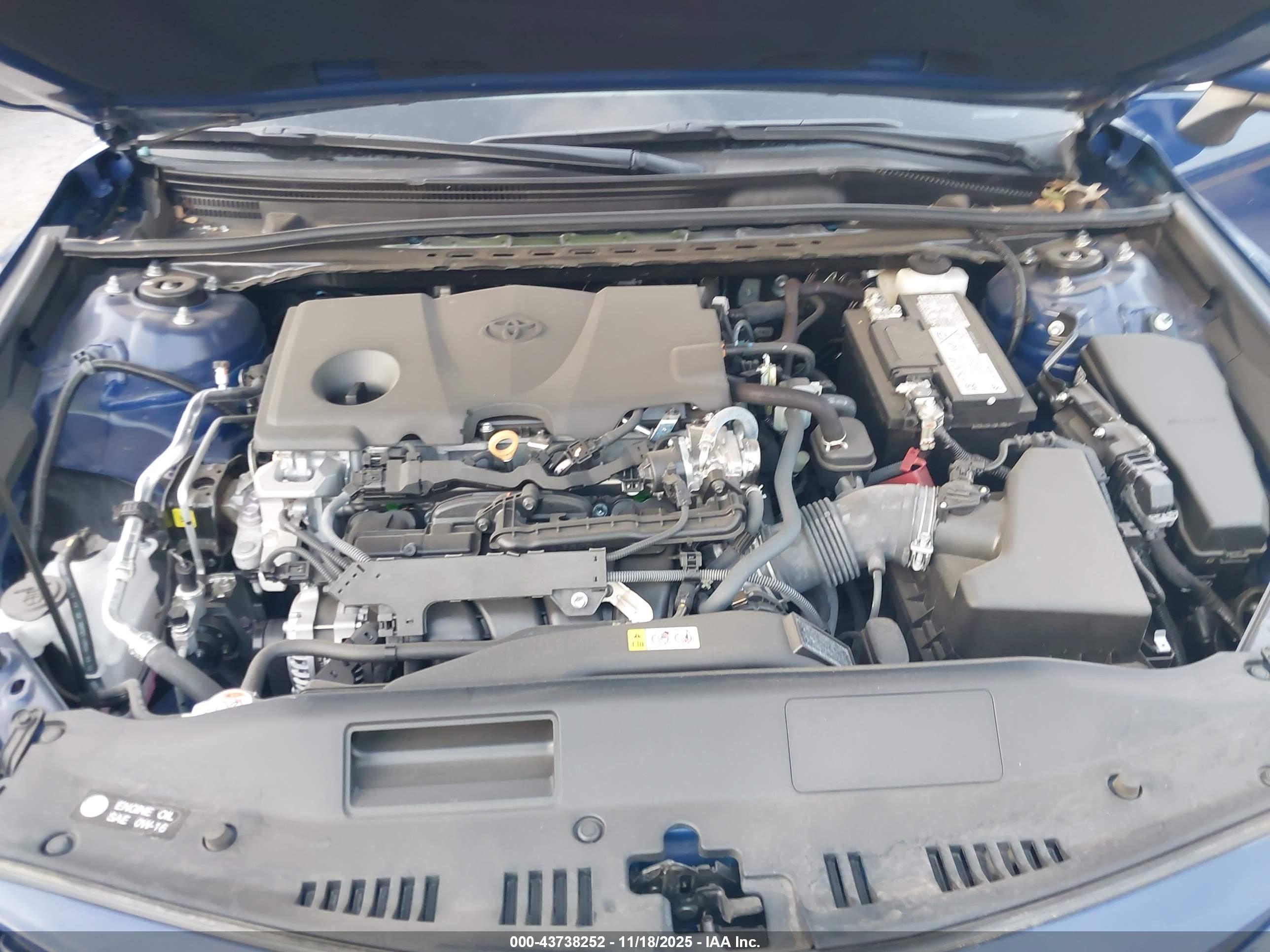 TOYOTA CAMRY image 10
