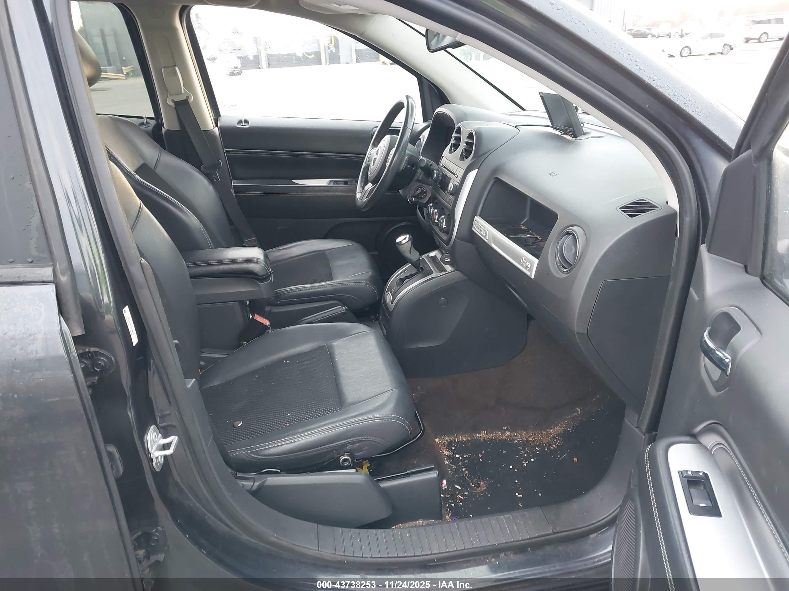 JEEP COMPASS image 5