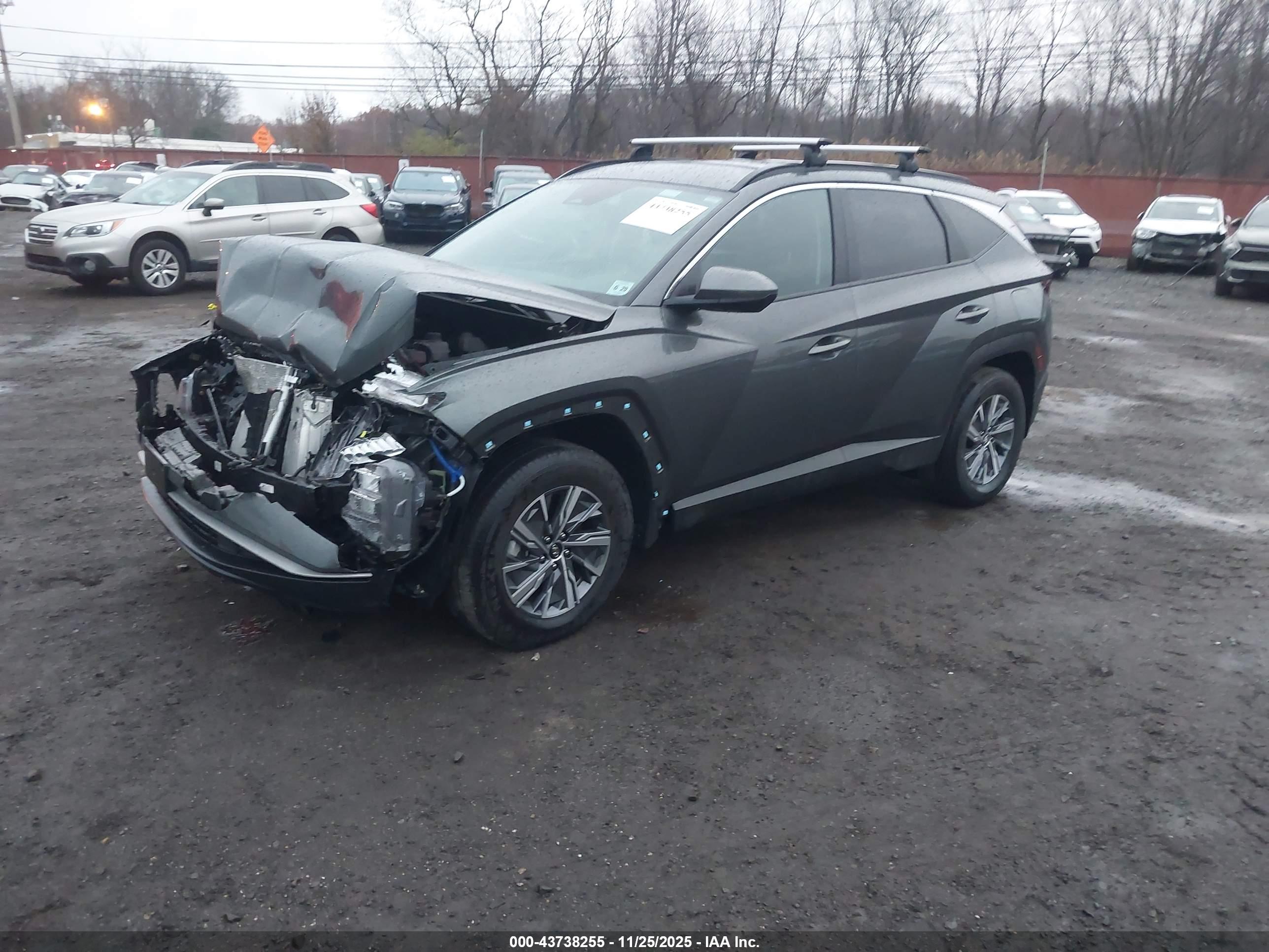 HYUNDAI TUCSON image 2