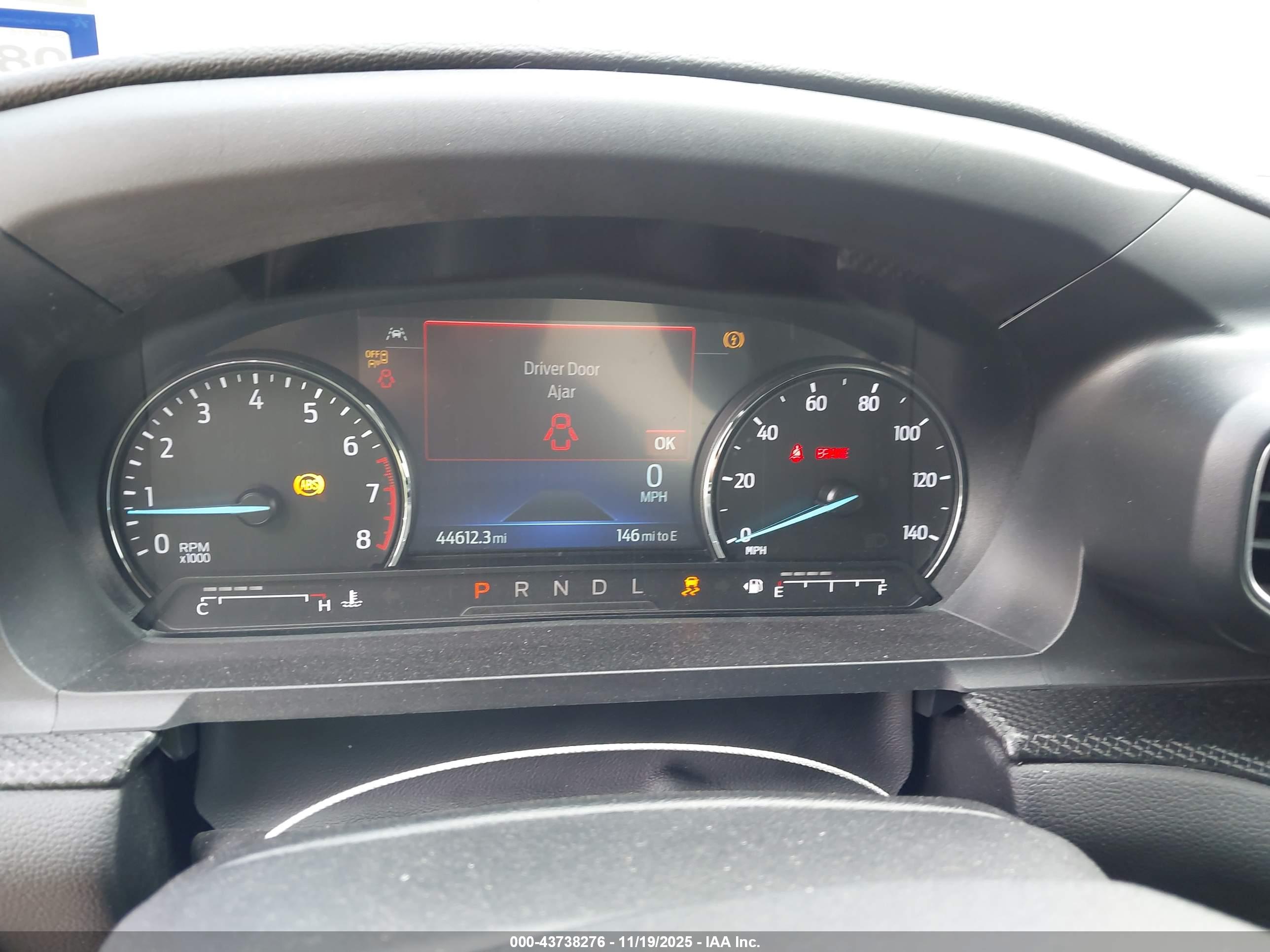 FORD EXPLORER image 7