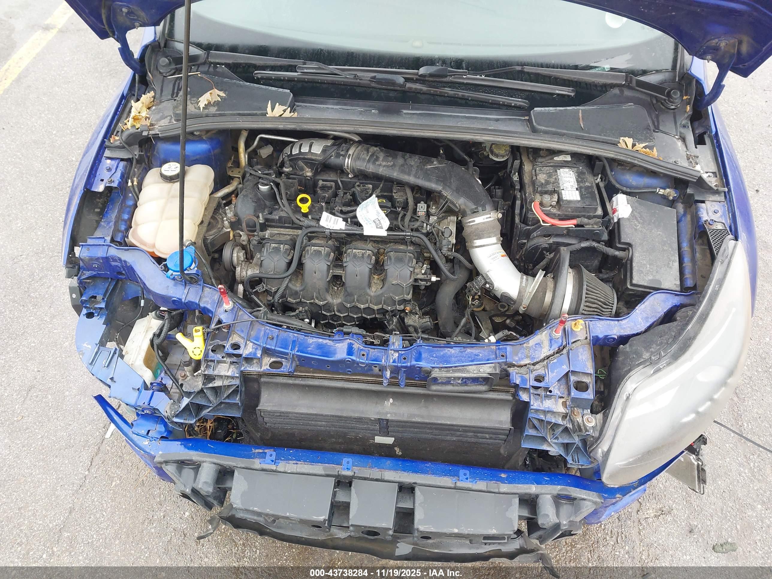 FORD FOCUS image 10