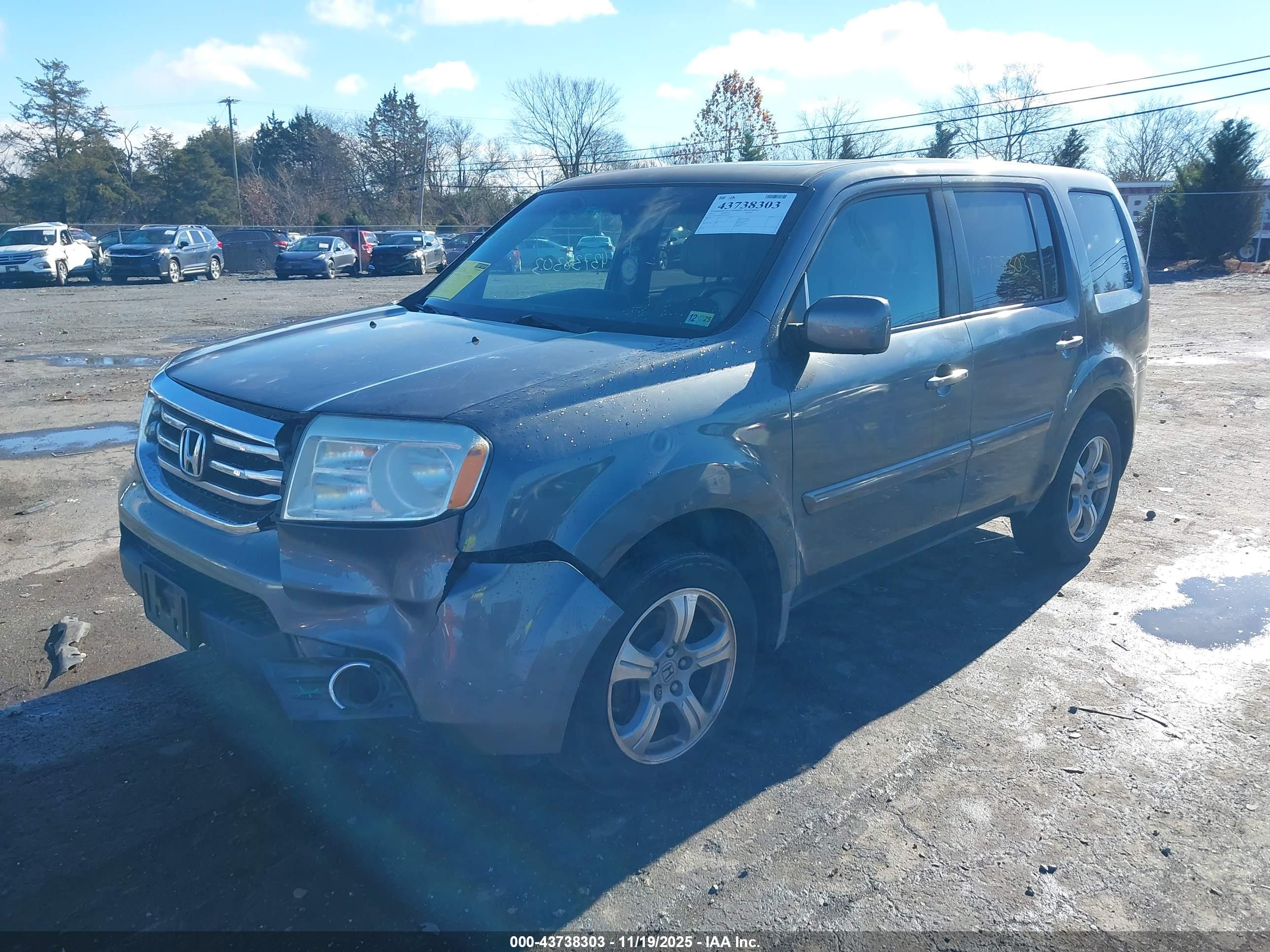 HONDA PILOT image 2