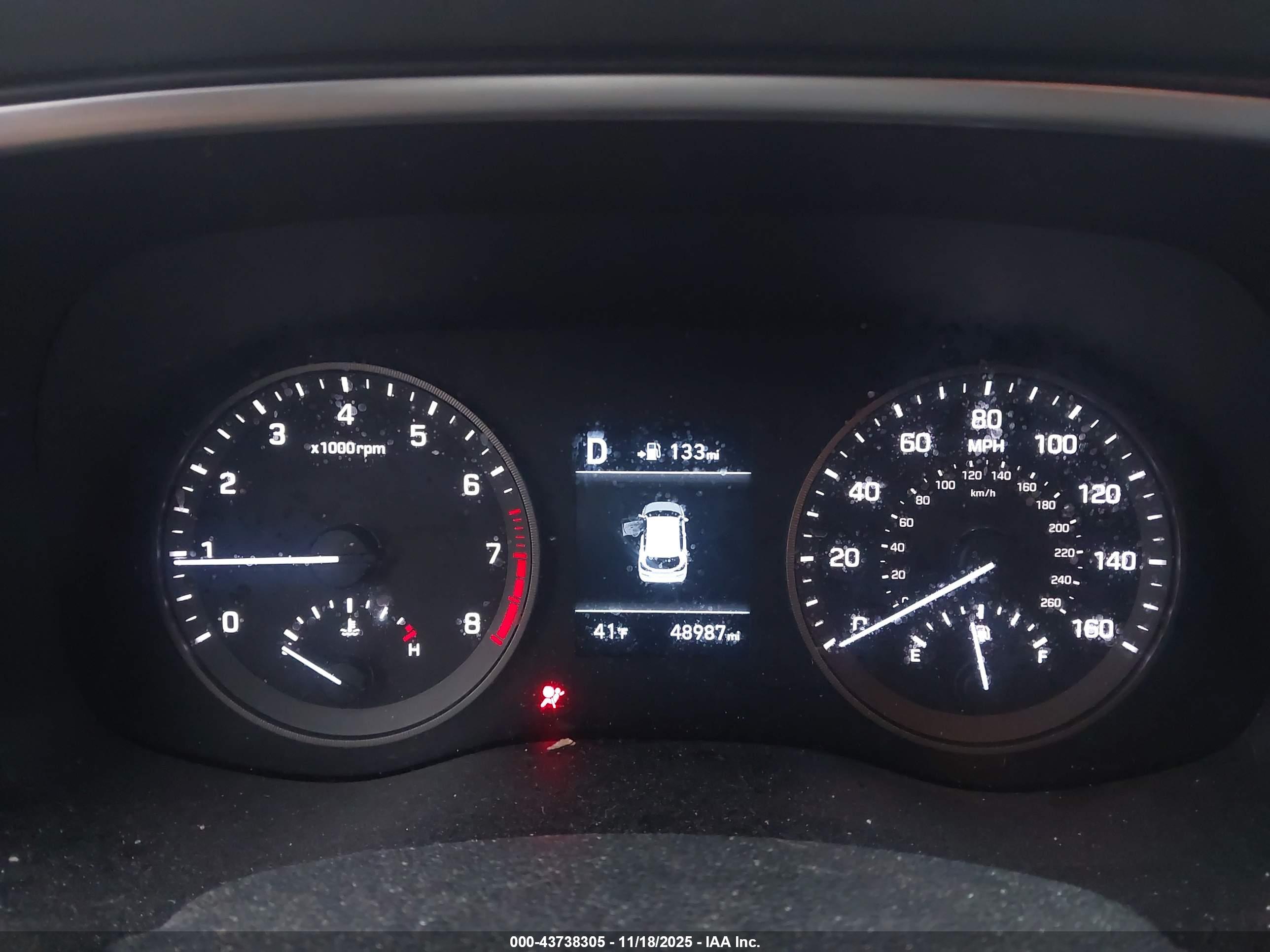 HYUNDAI TUCSON image 7