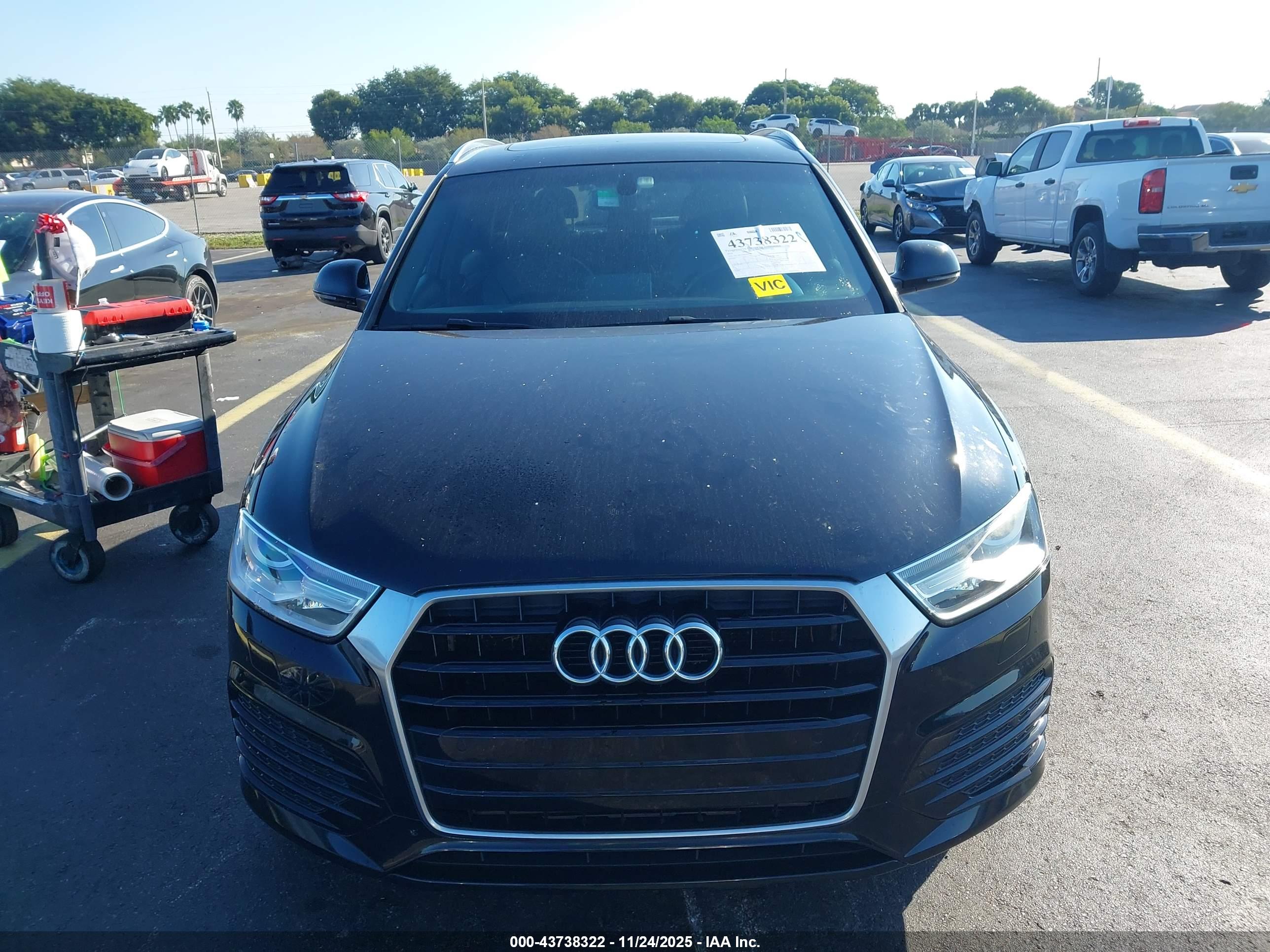 AUDI Q3 image 6