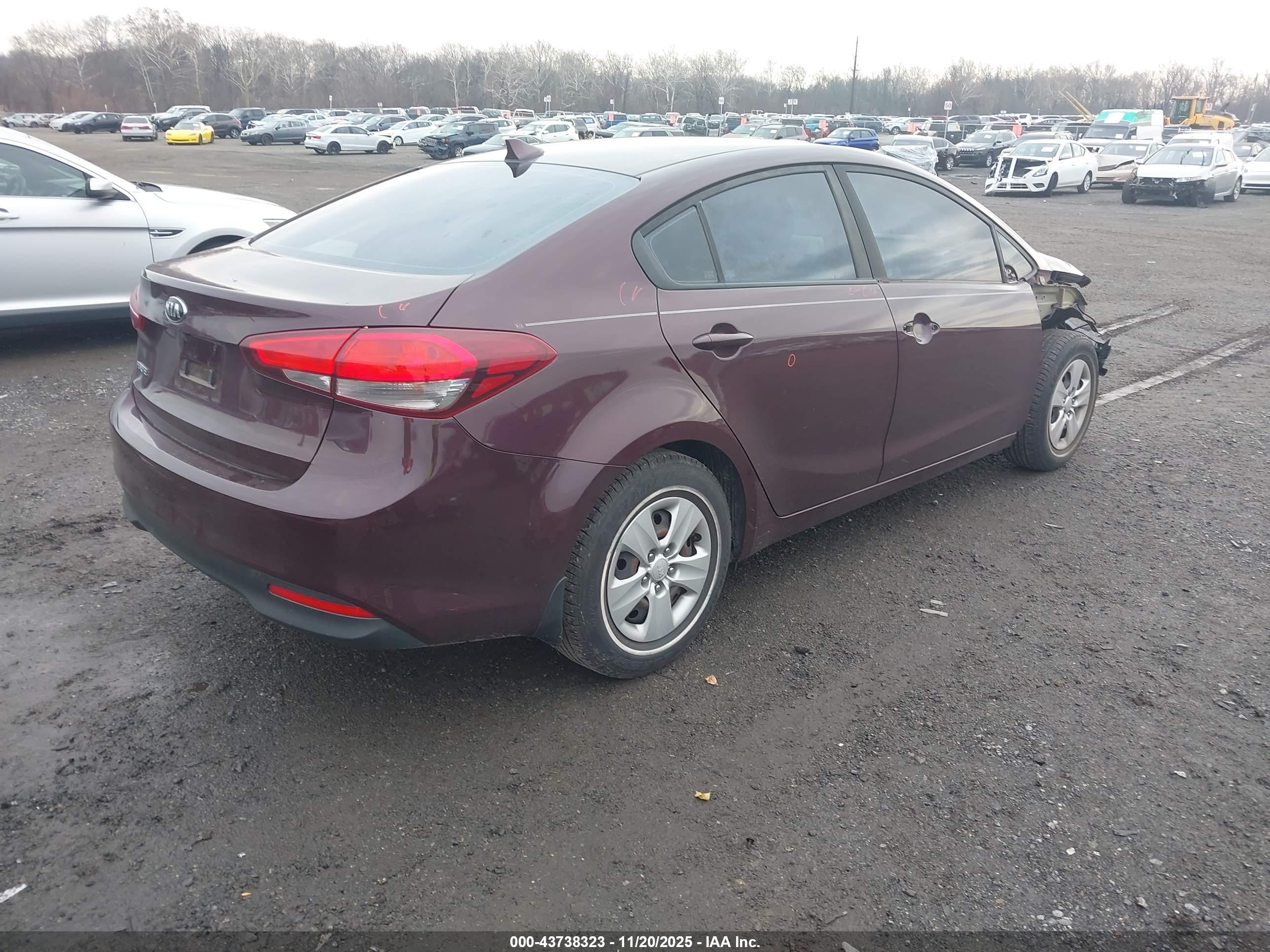 KIA FORTE image 4