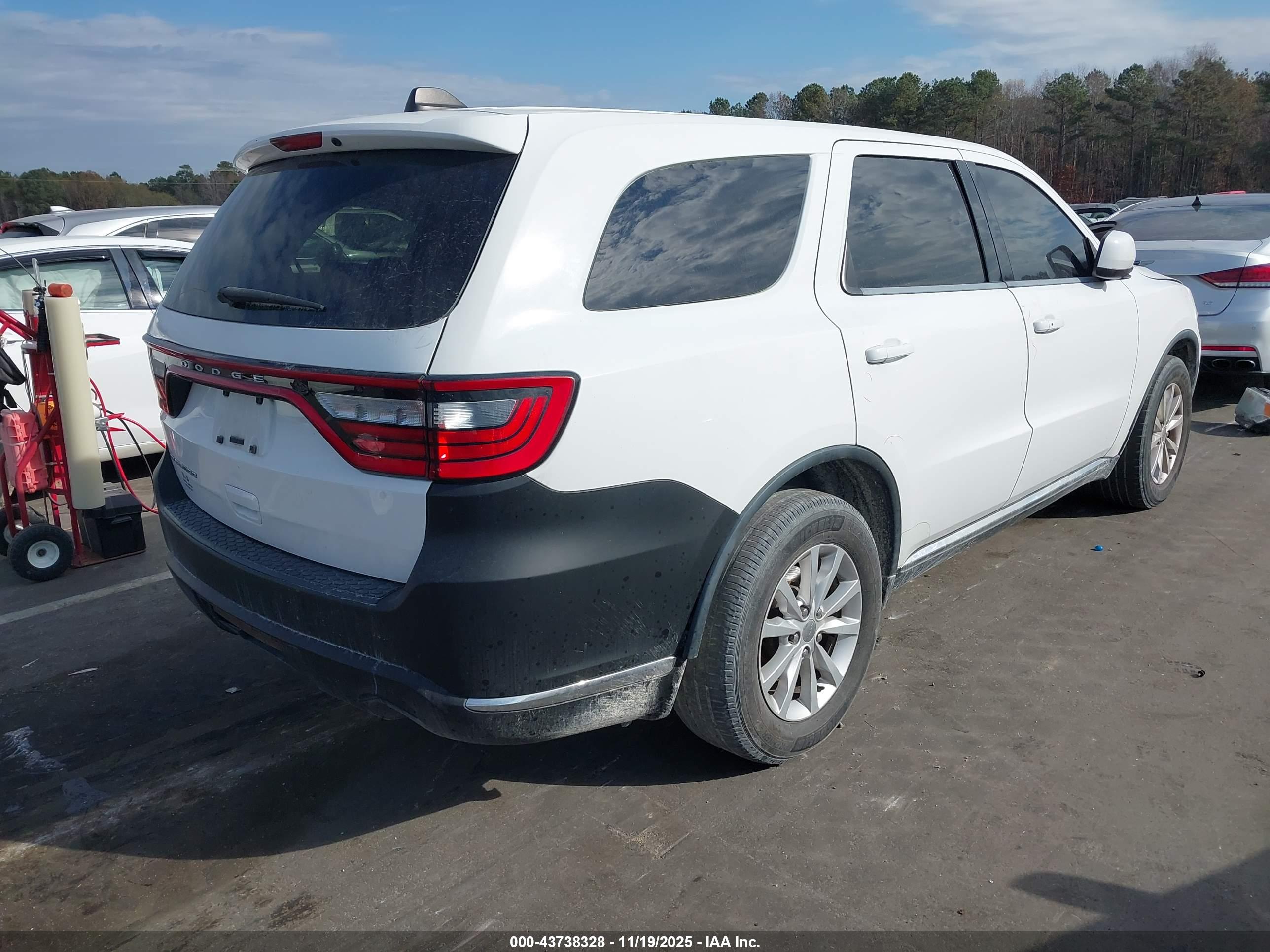 DODGE DURANGO image 4