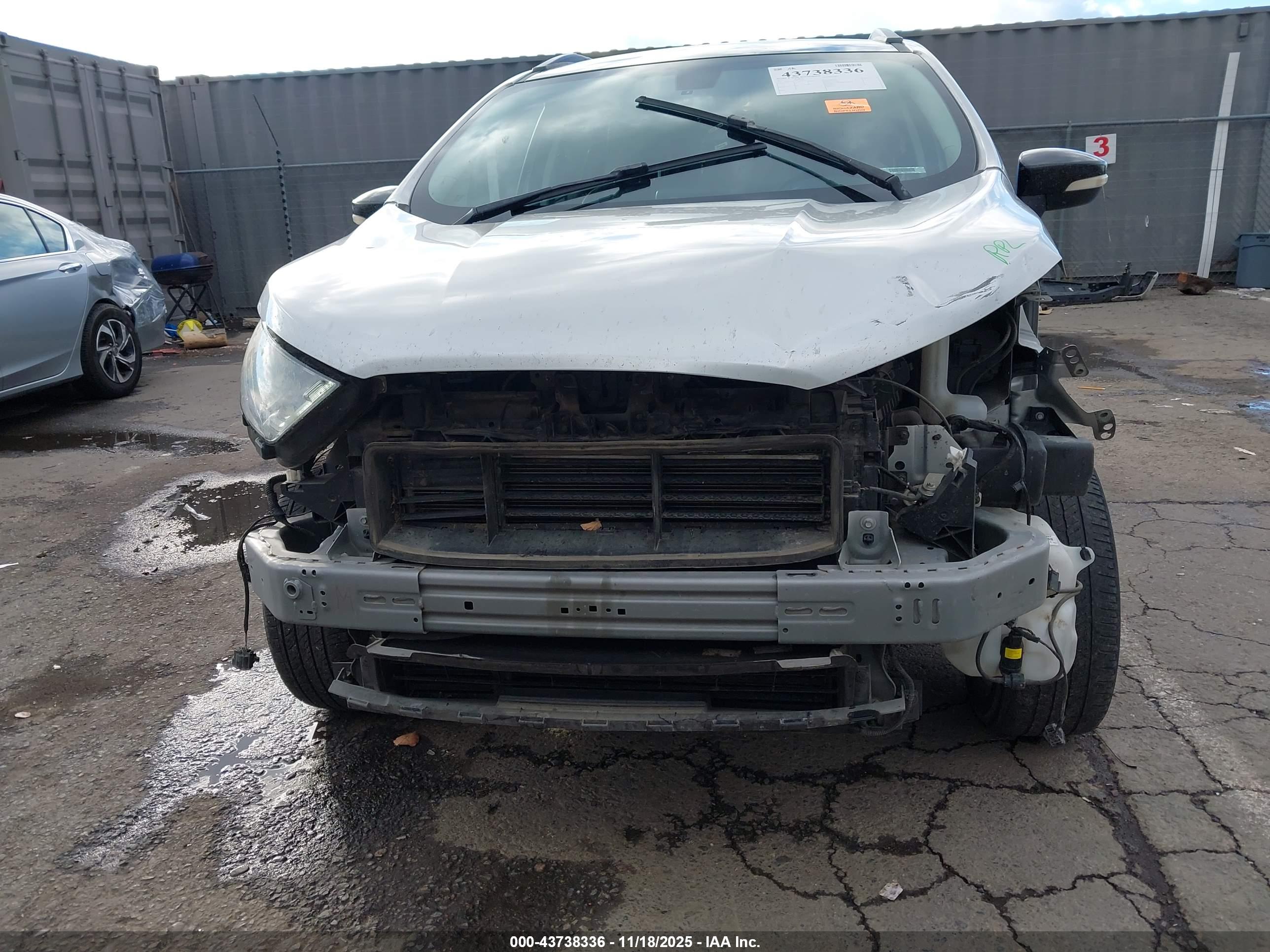 FORD ECOSPORT image 6