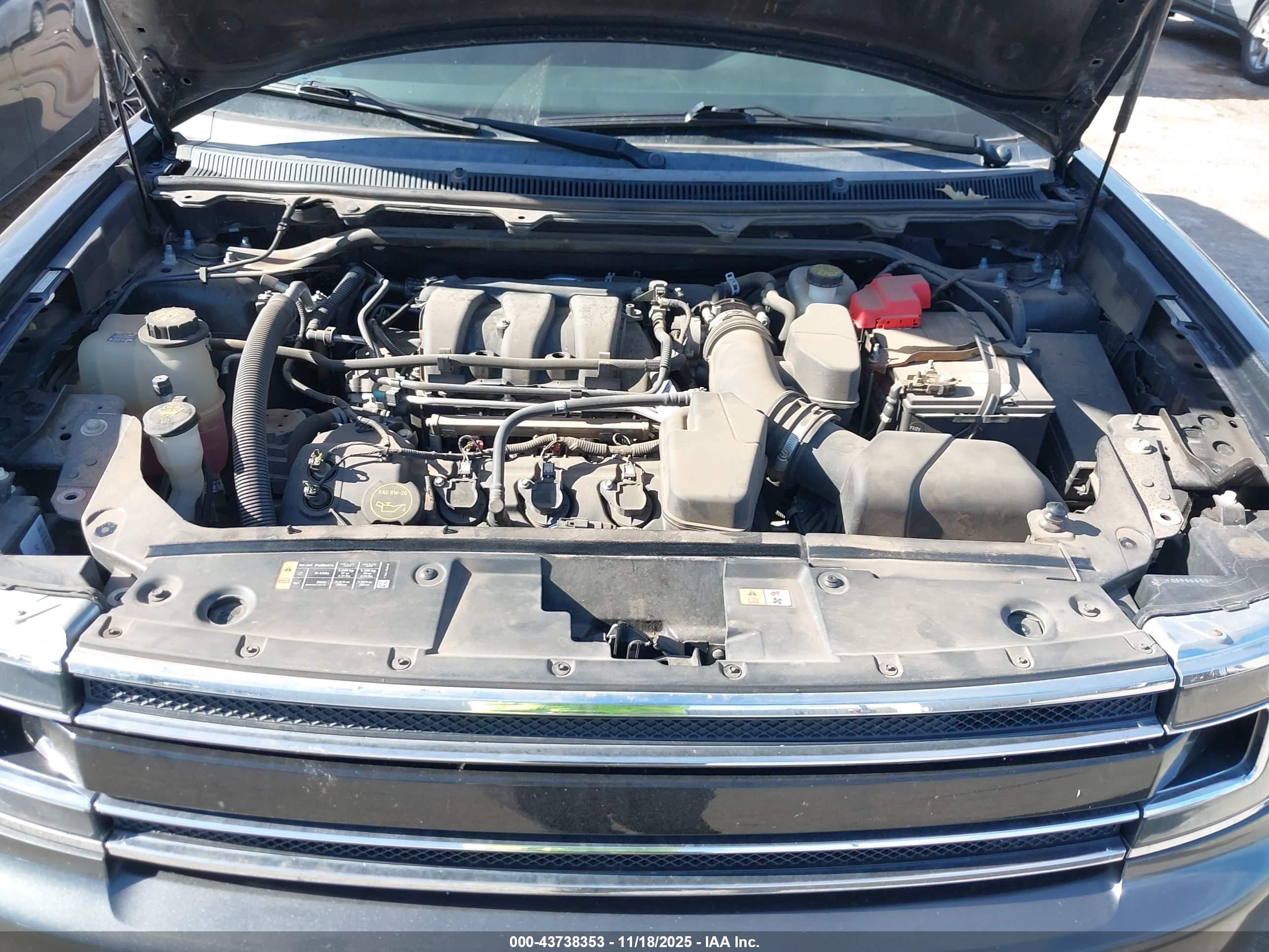 FORD FLEX image 10
