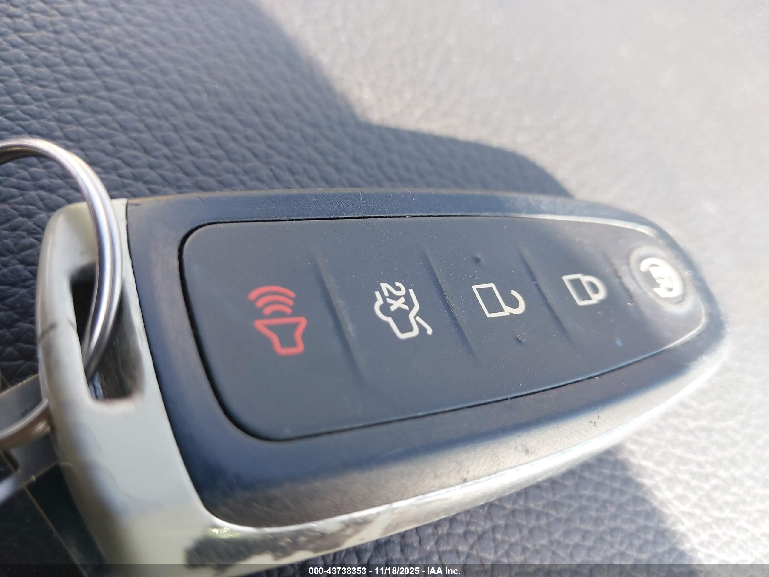 FORD FLEX image 11