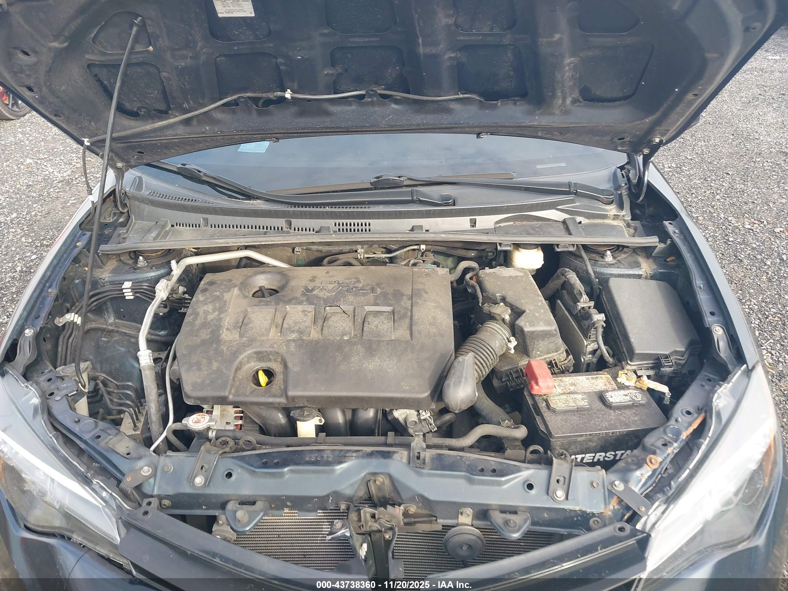 TOYOTA COROLLA image 10