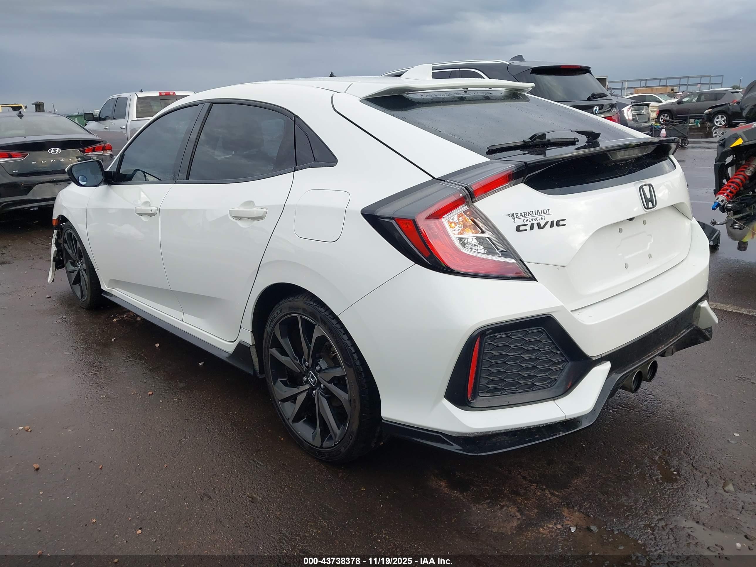 HONDA CIVIC image 3