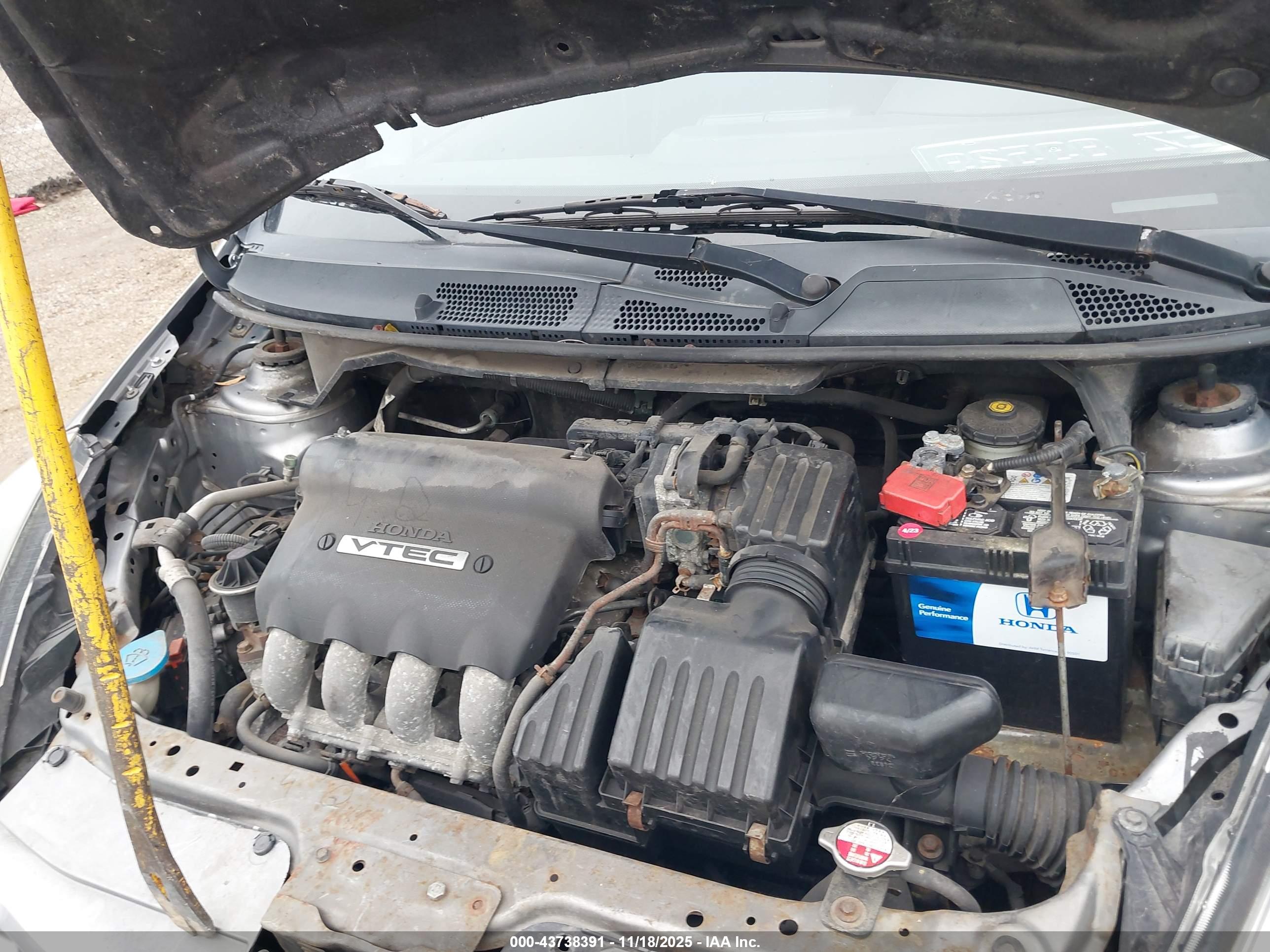 HONDA FIT image 10