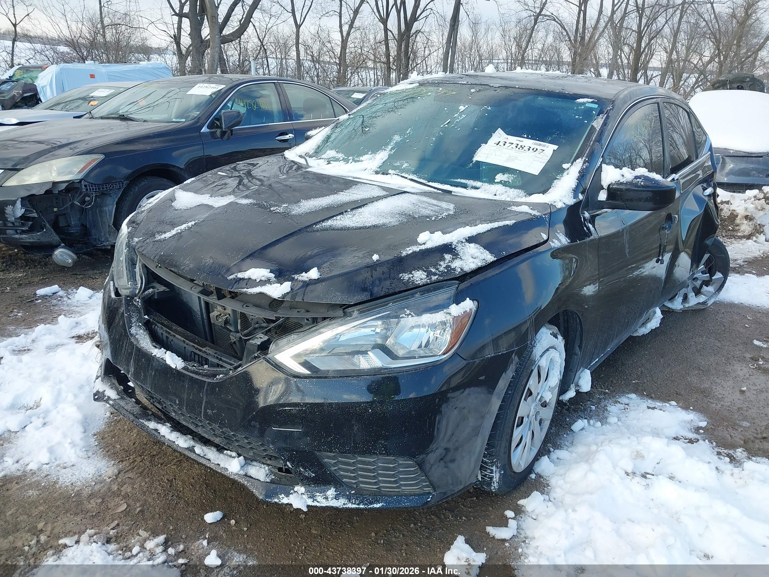 NISSAN SENTRA image 2