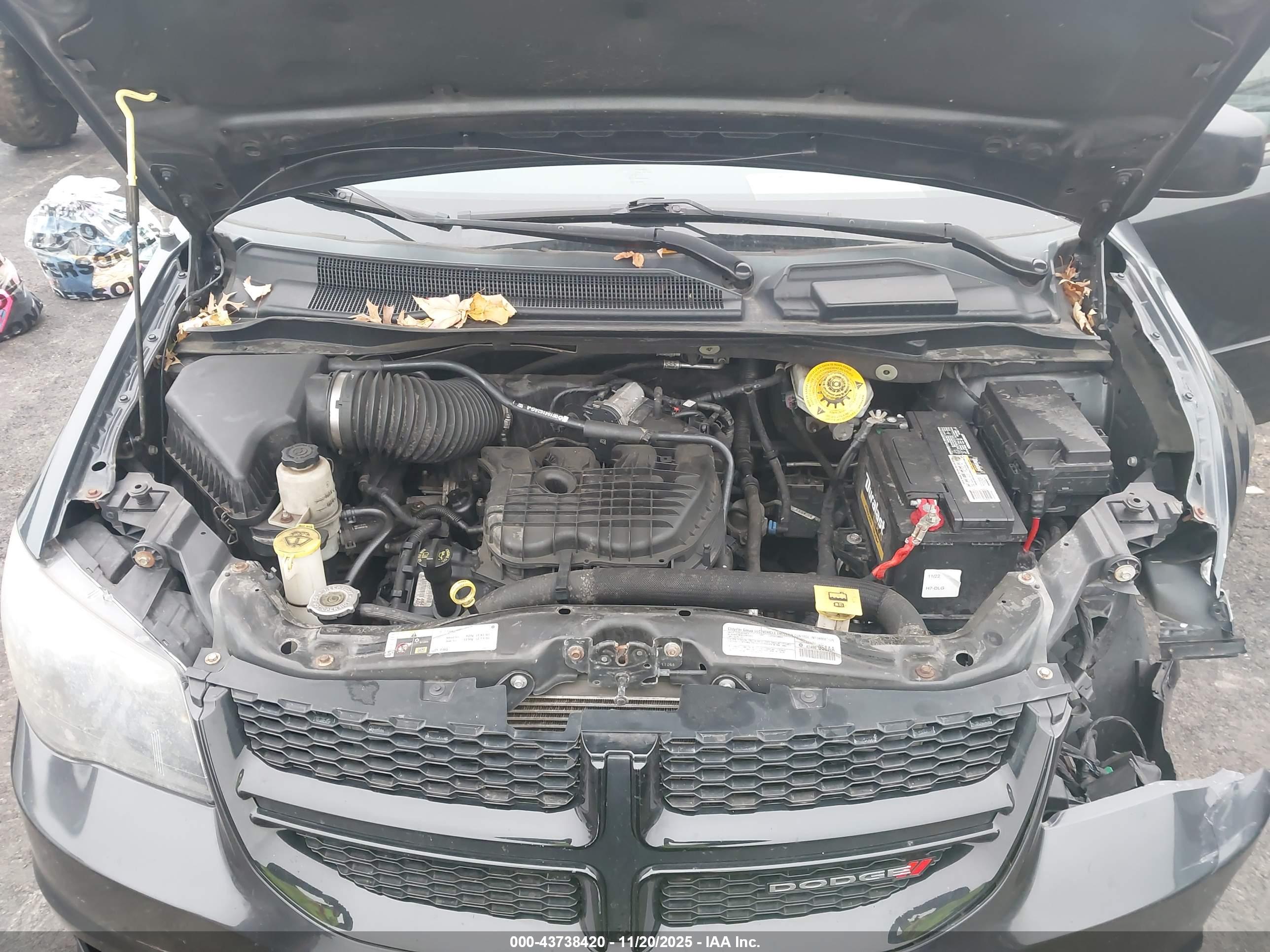 DODGE GRAND image 10