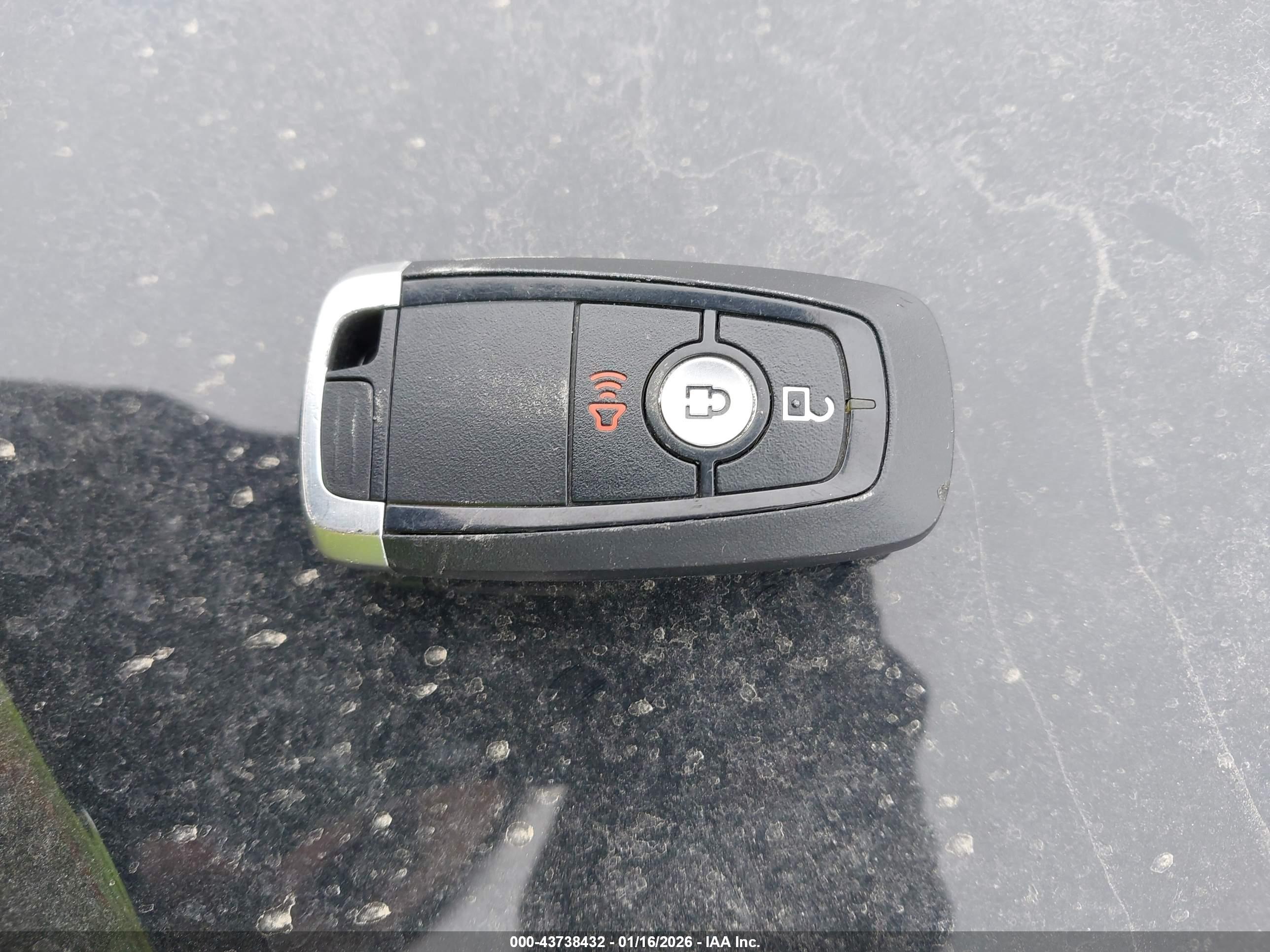 FORD ESCAPE image 11
