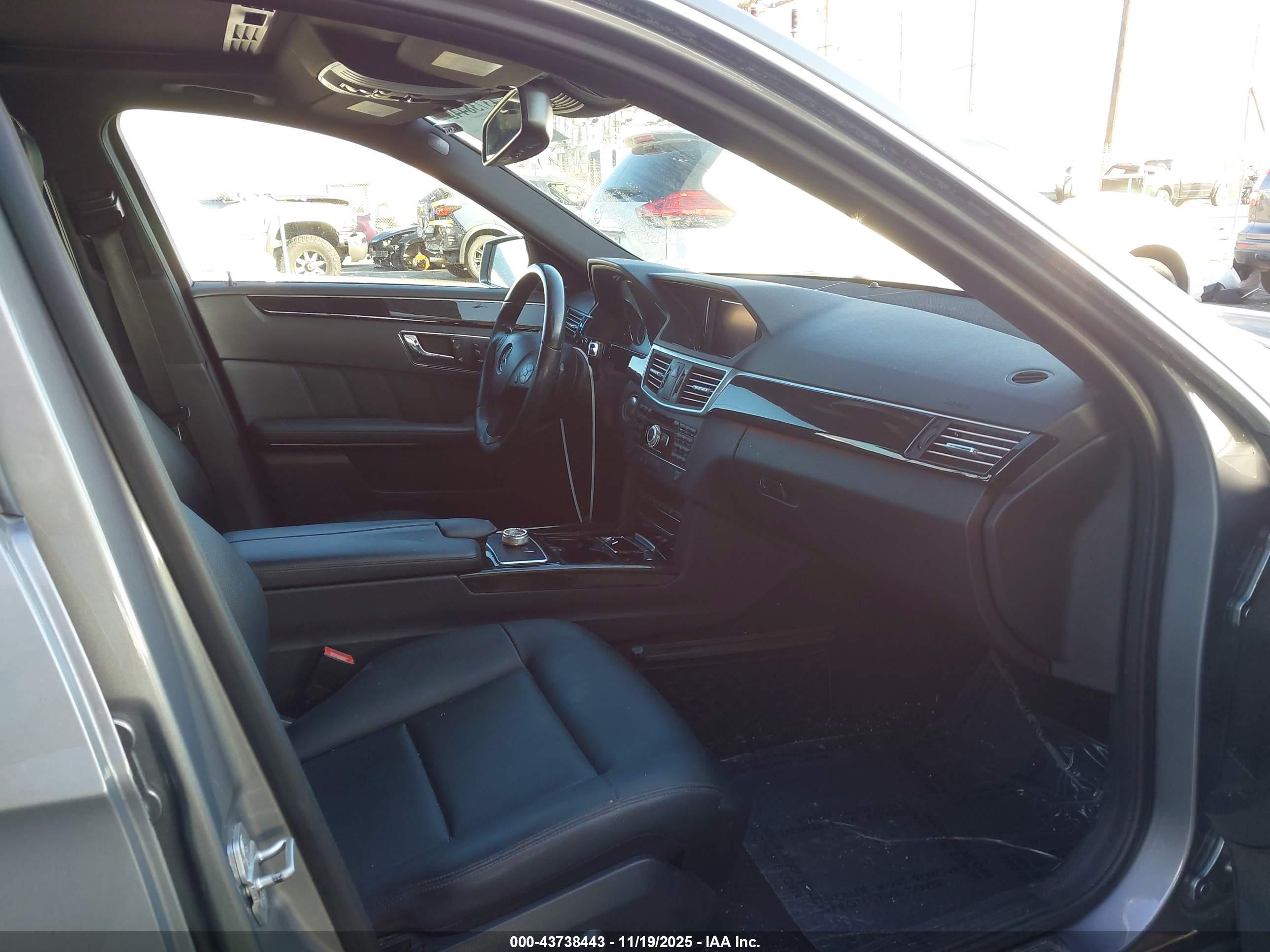 MERCEDES-BENZ E image 5