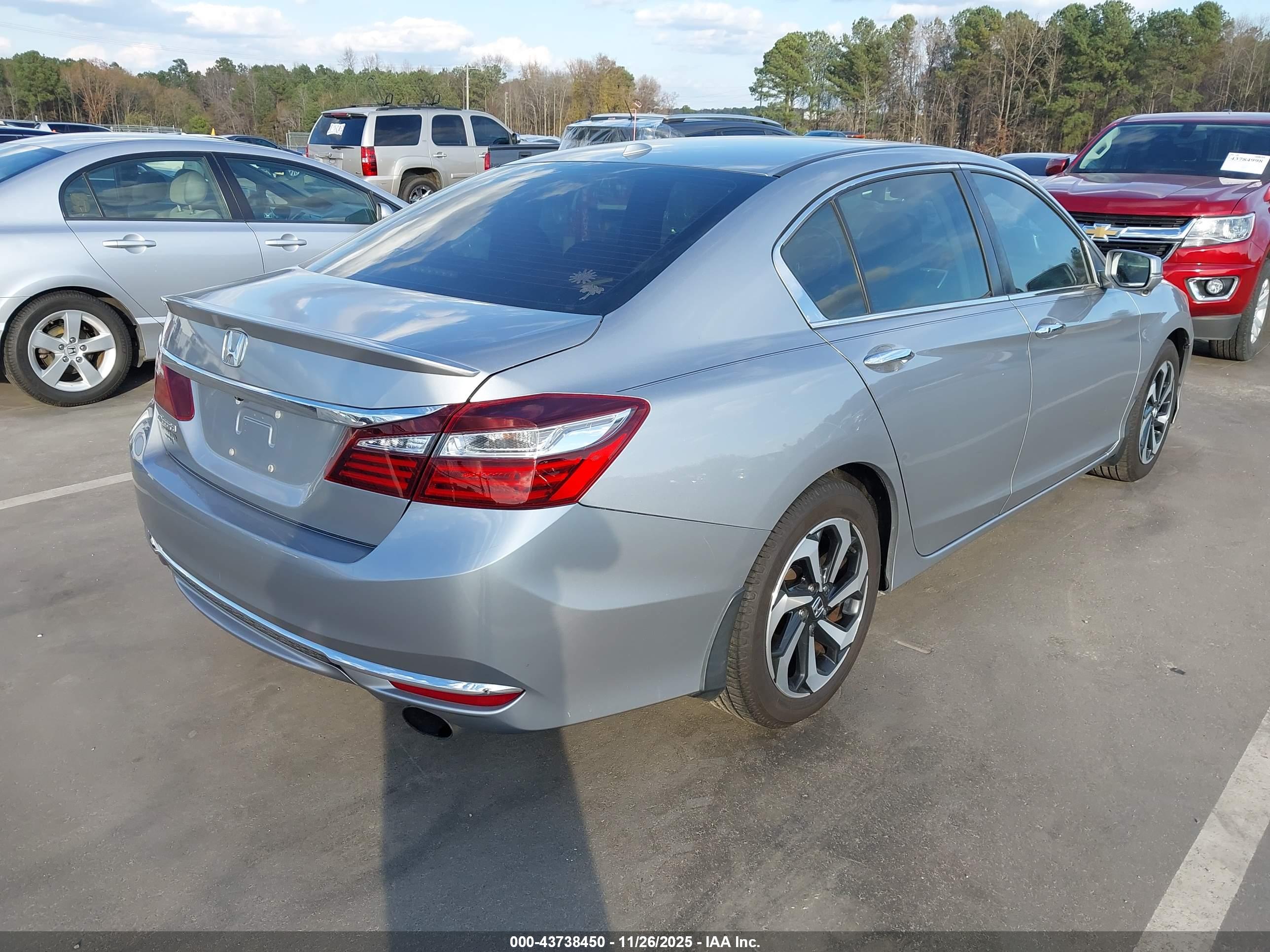 HONDA ACCORD image 4