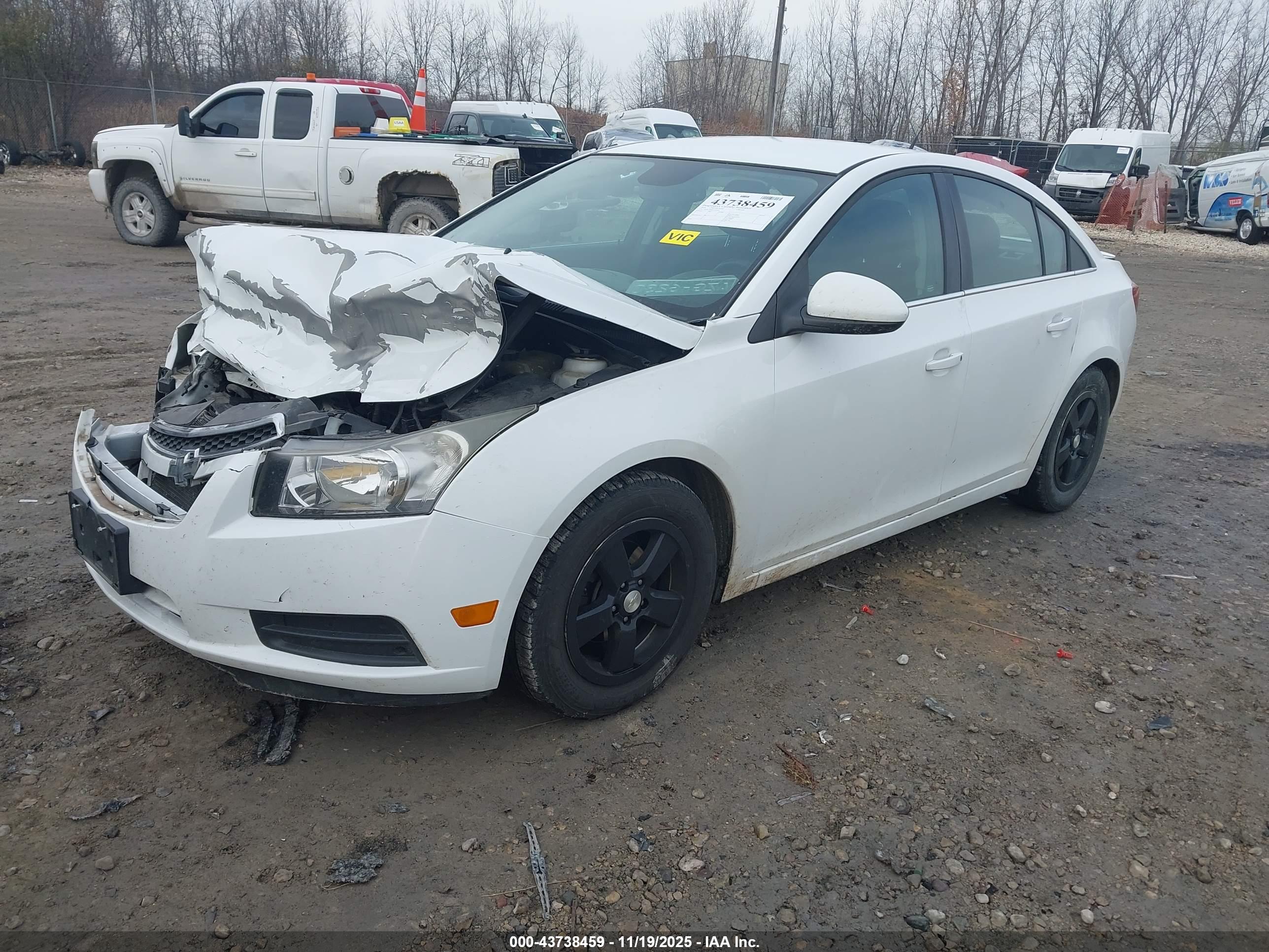 CHEVROLET CRUZE image 2