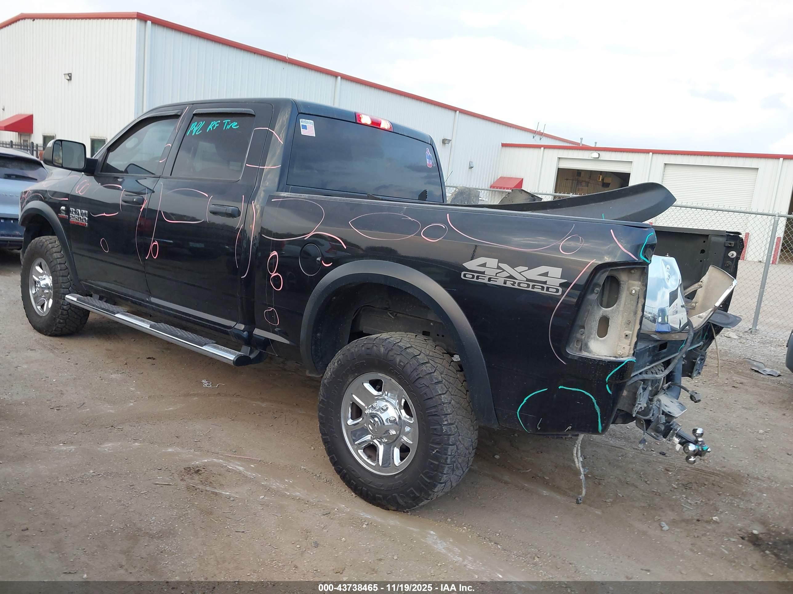 RAM 2500 image 3