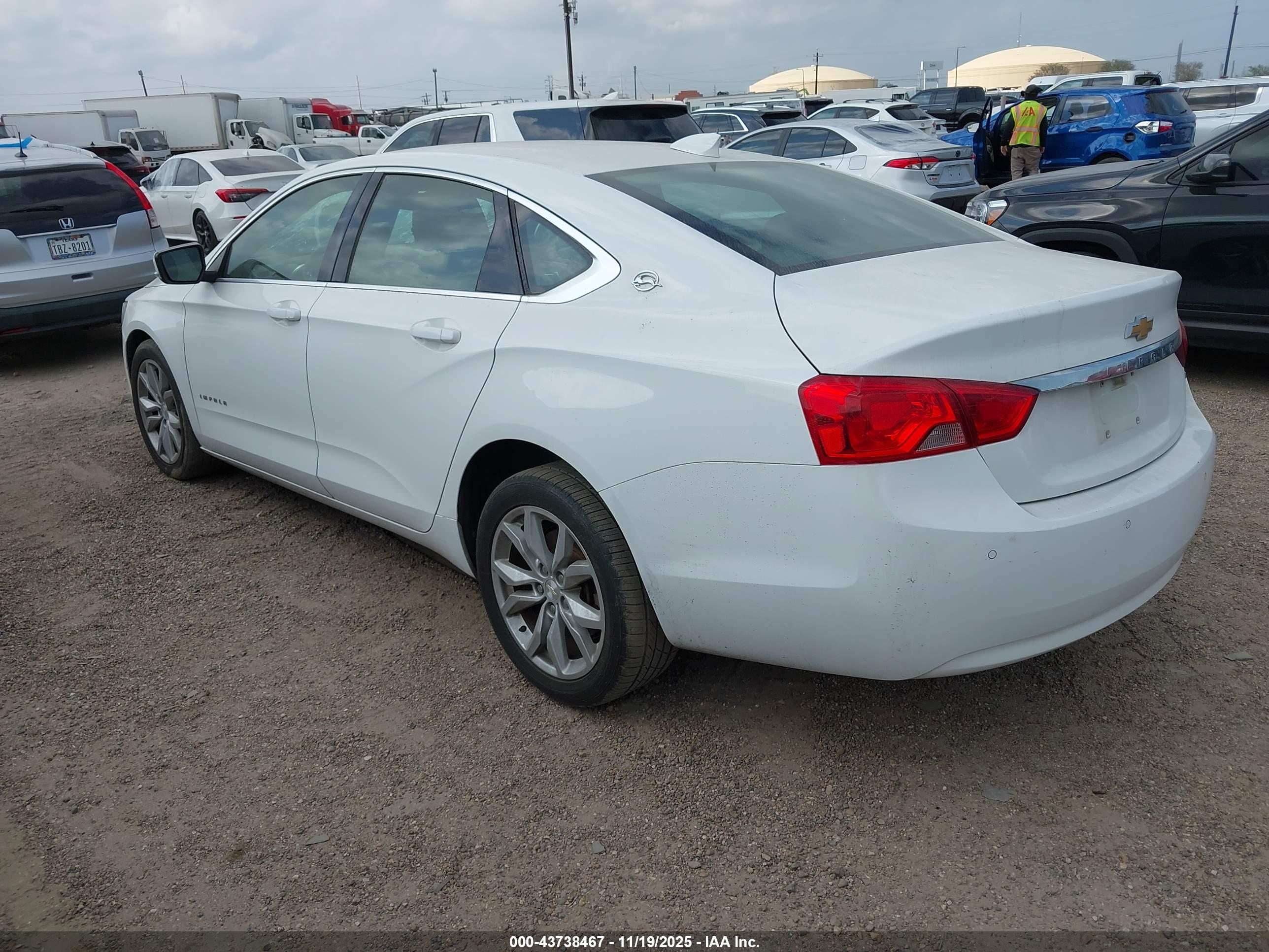 CHEVROLET IMPALA image 3