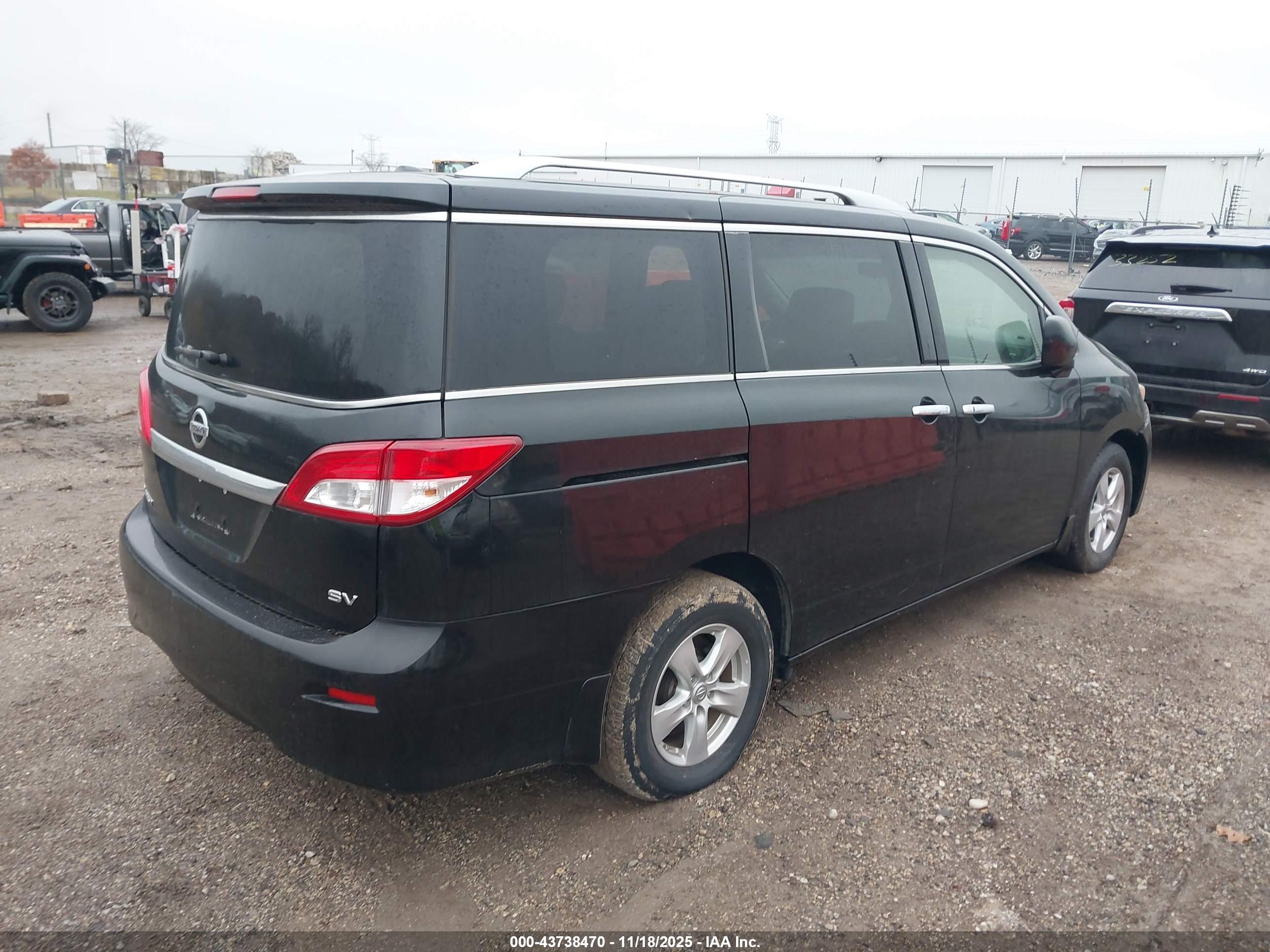 NISSAN QUEST image 4