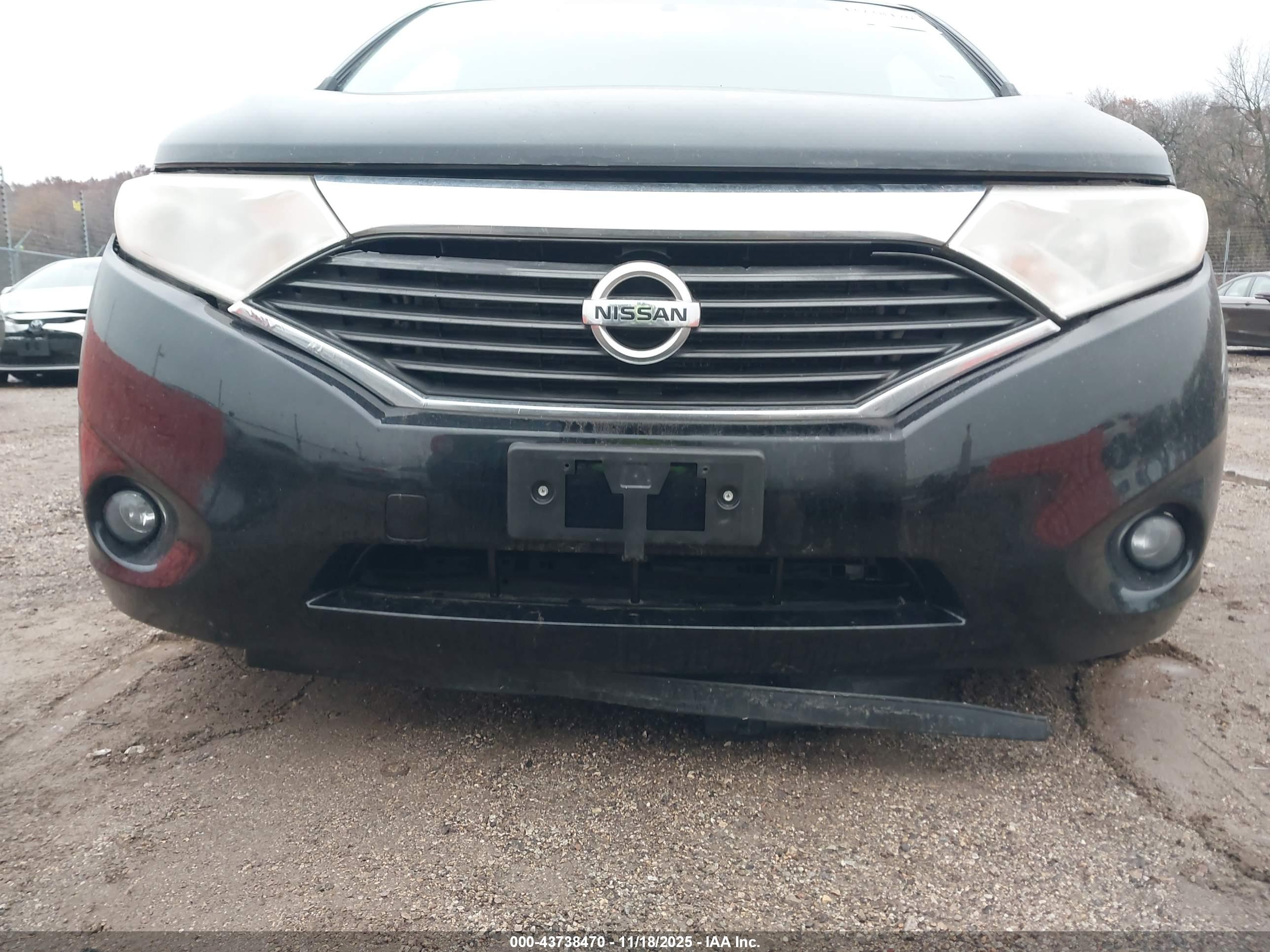 NISSAN QUEST image 6