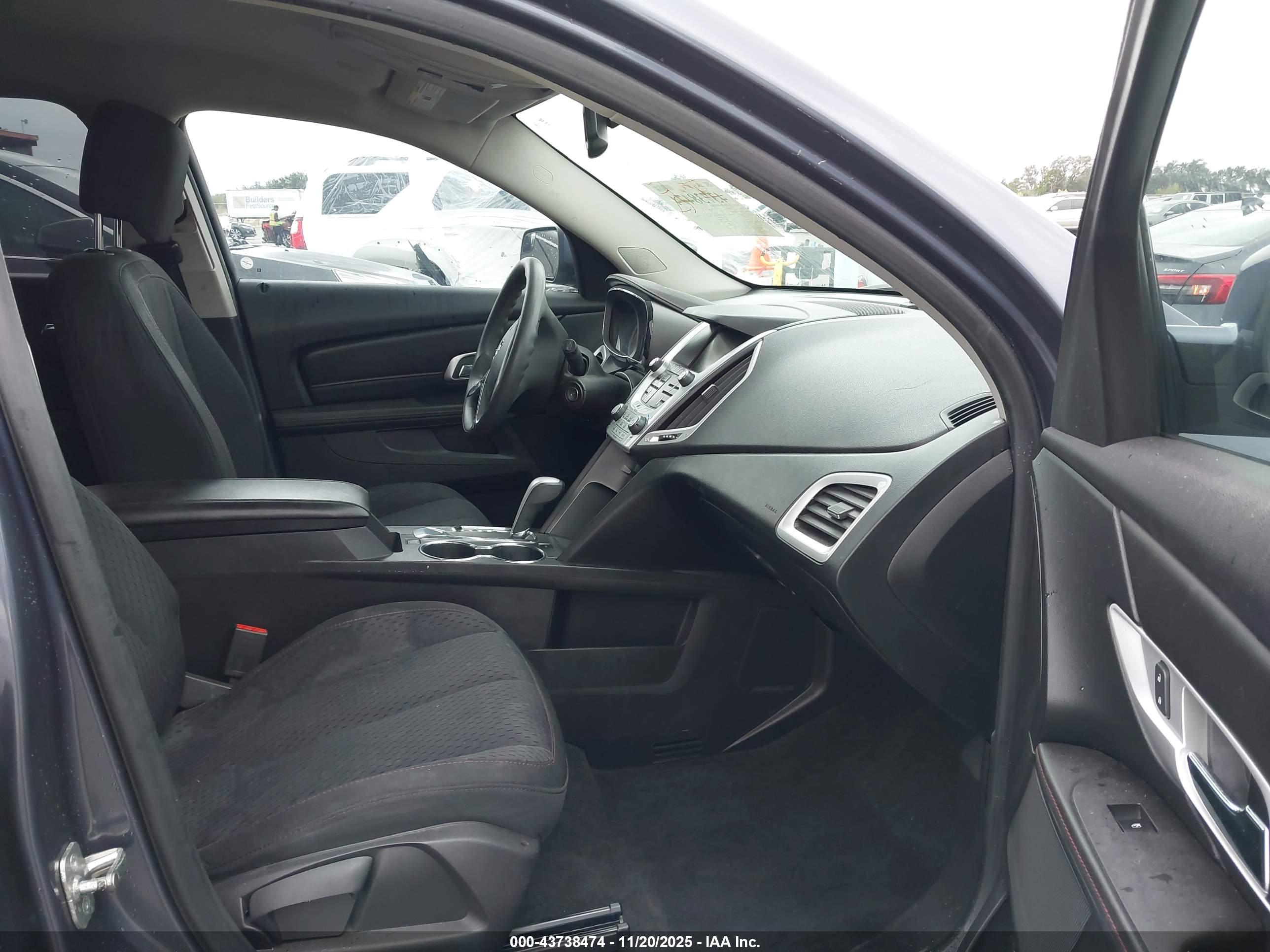GMC TERRAIN image 5