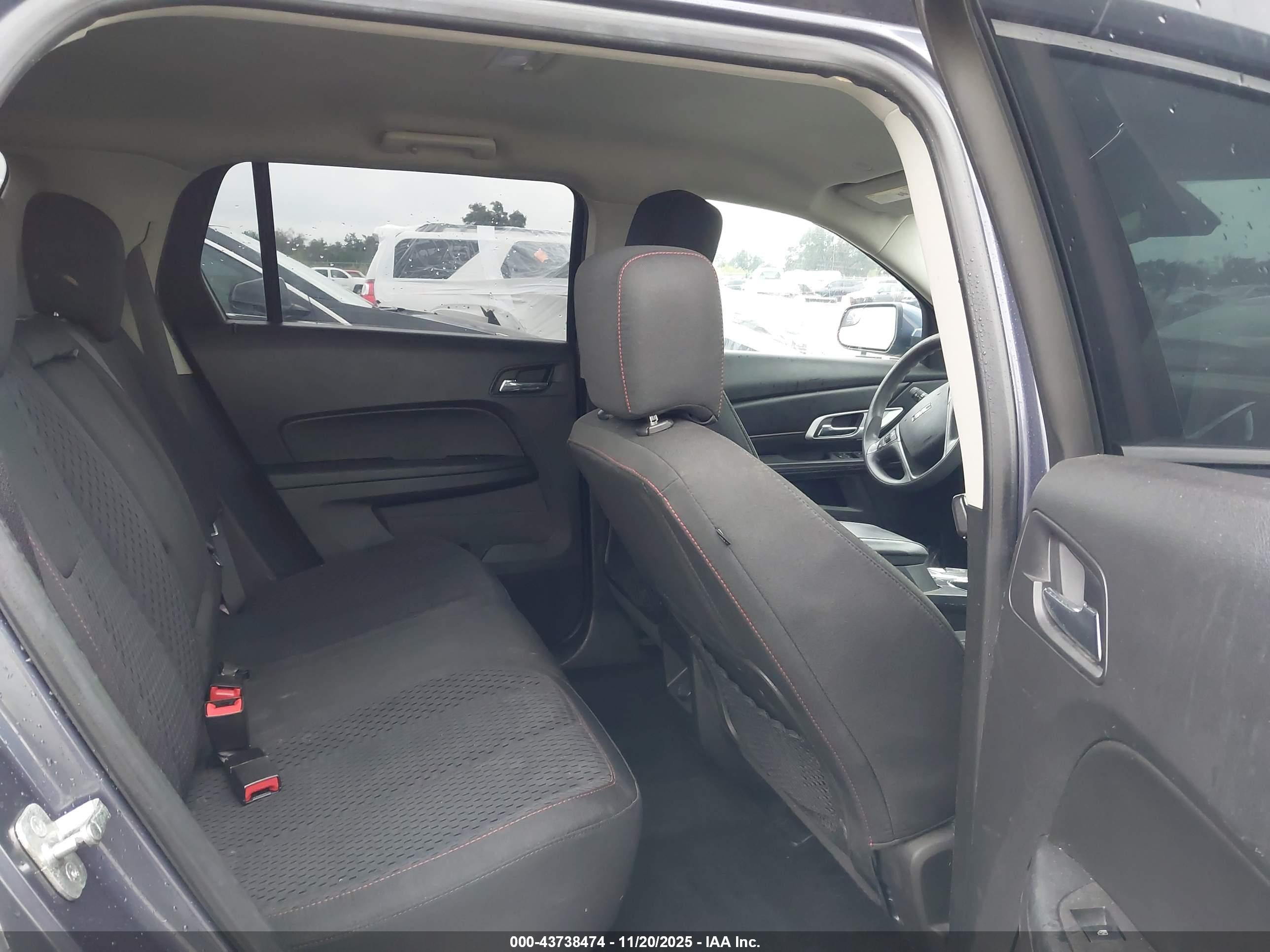 GMC TERRAIN image 8