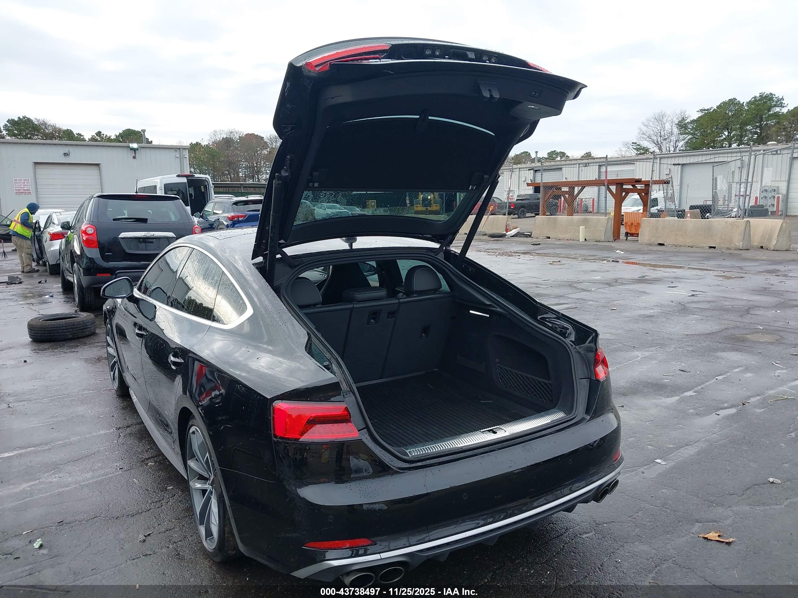 AUDI S5 image 3