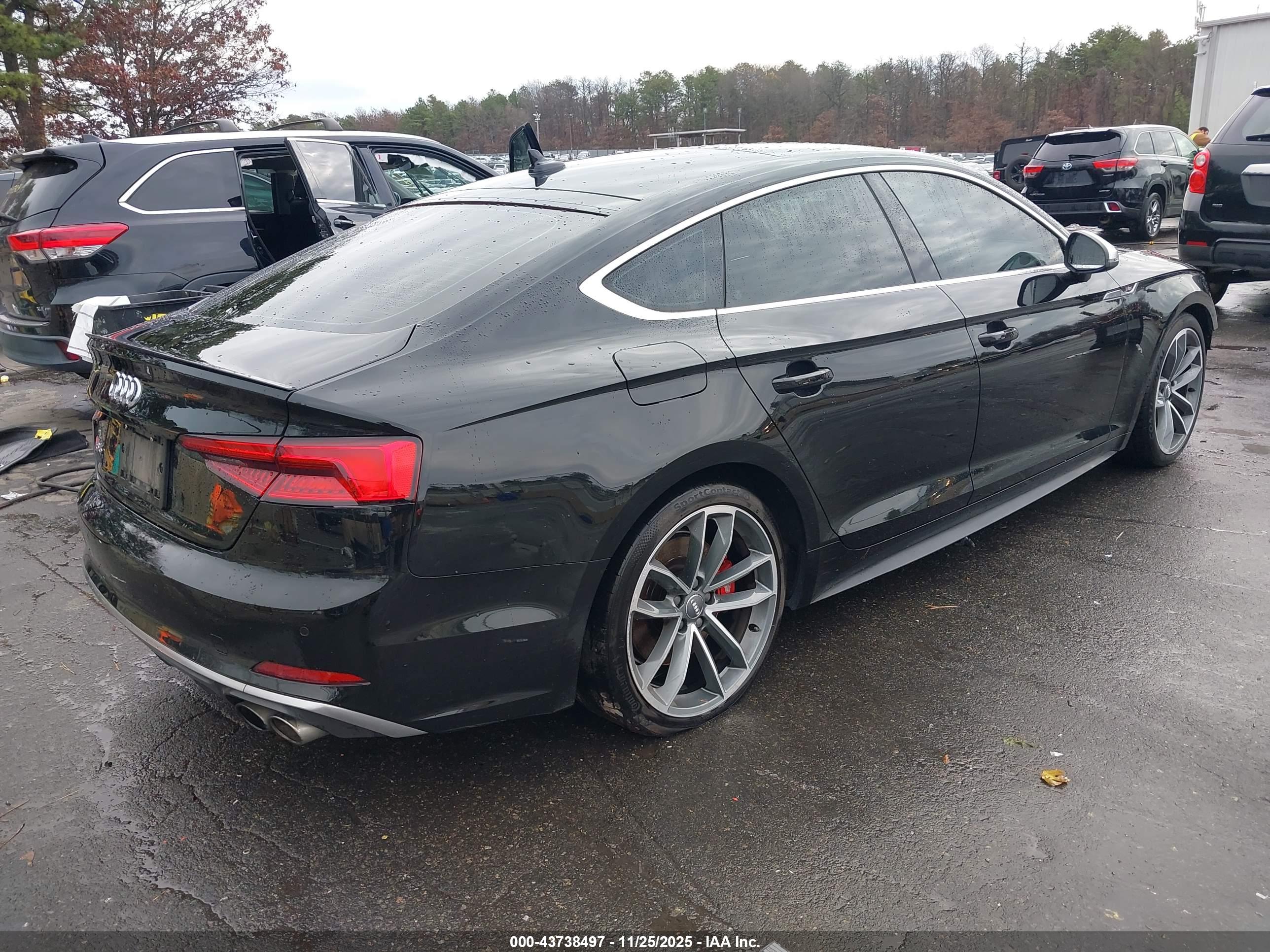 AUDI S5 image 4