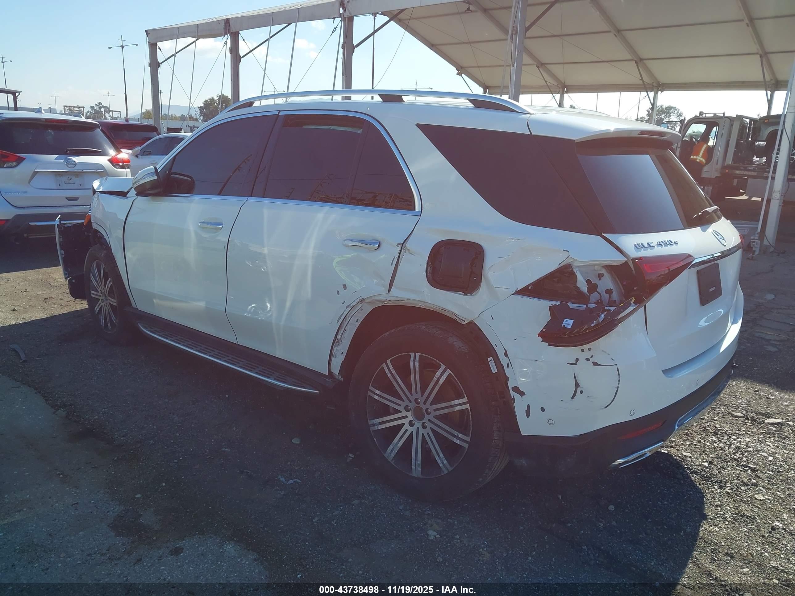 MERCEDES-BENZ GLE image 3