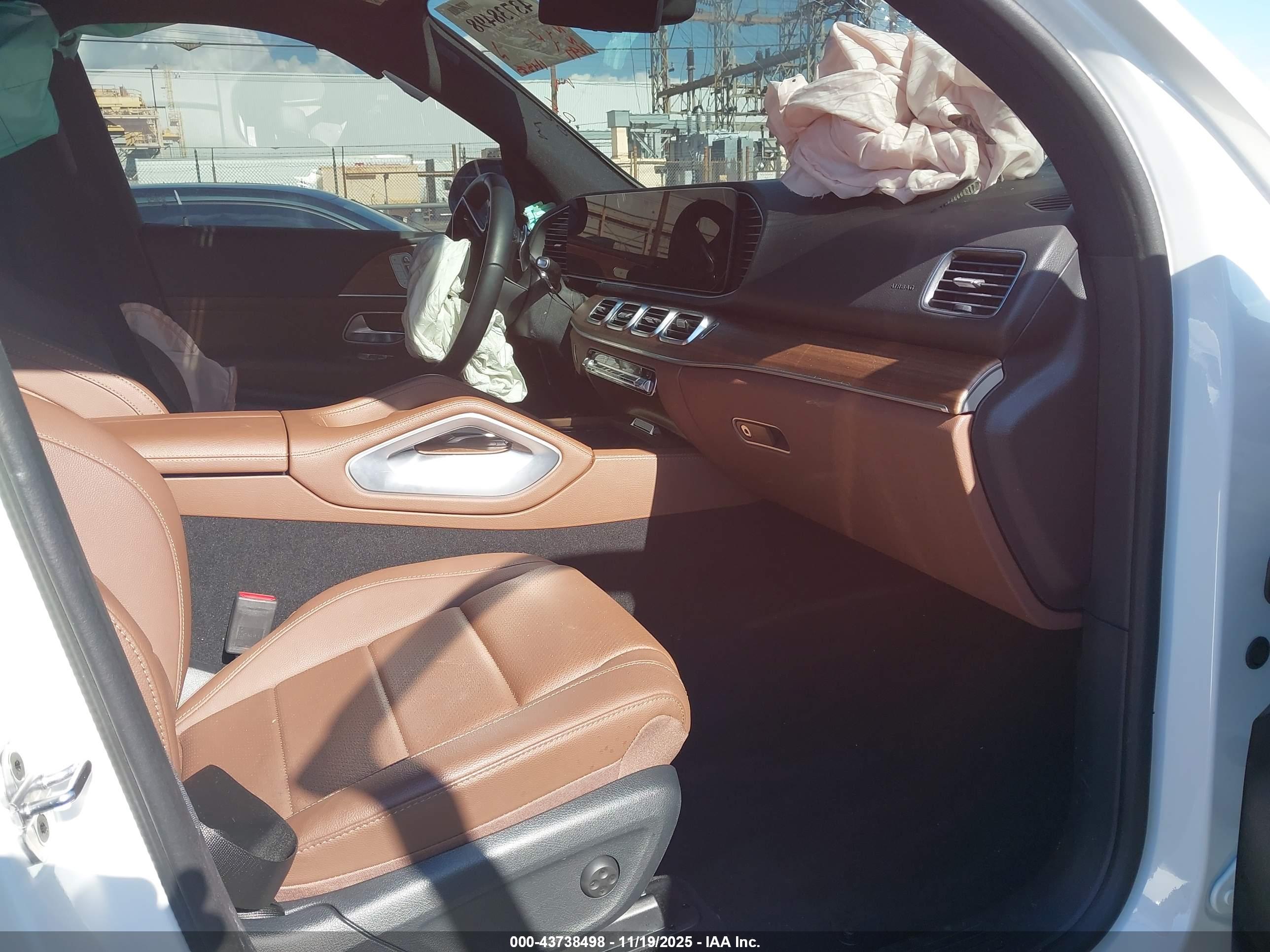 MERCEDES-BENZ GLE image 5