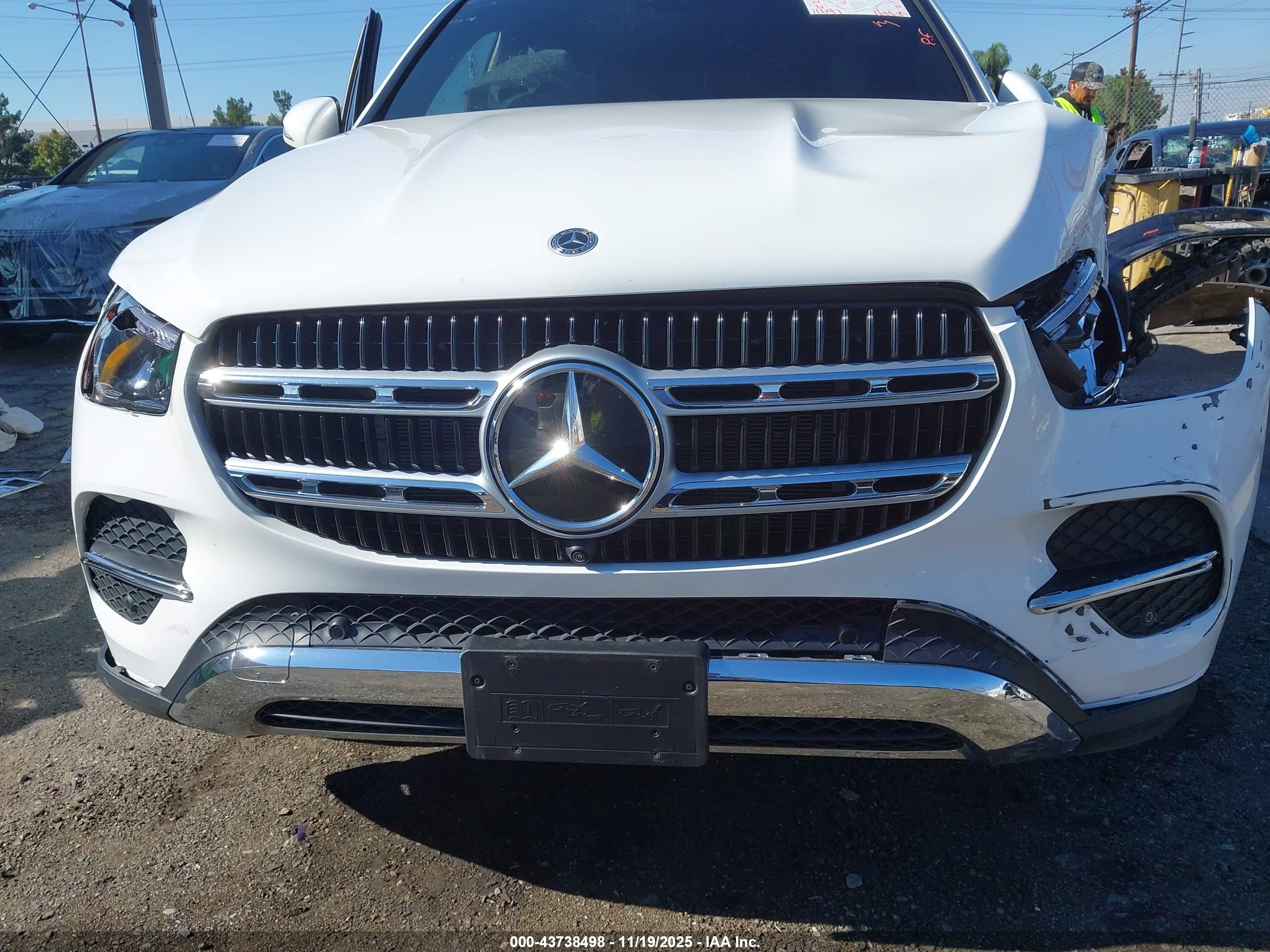 MERCEDES-BENZ GLE image 6