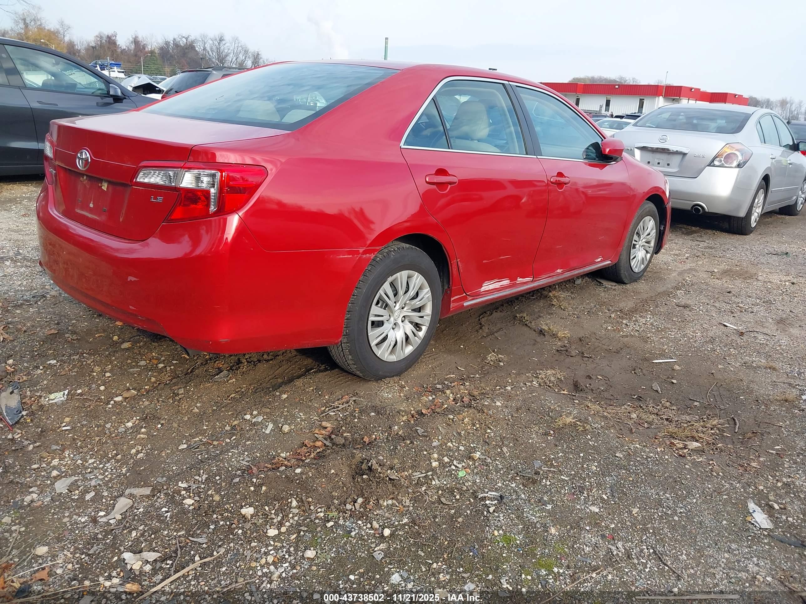 TOYOTA CAMRY image 4