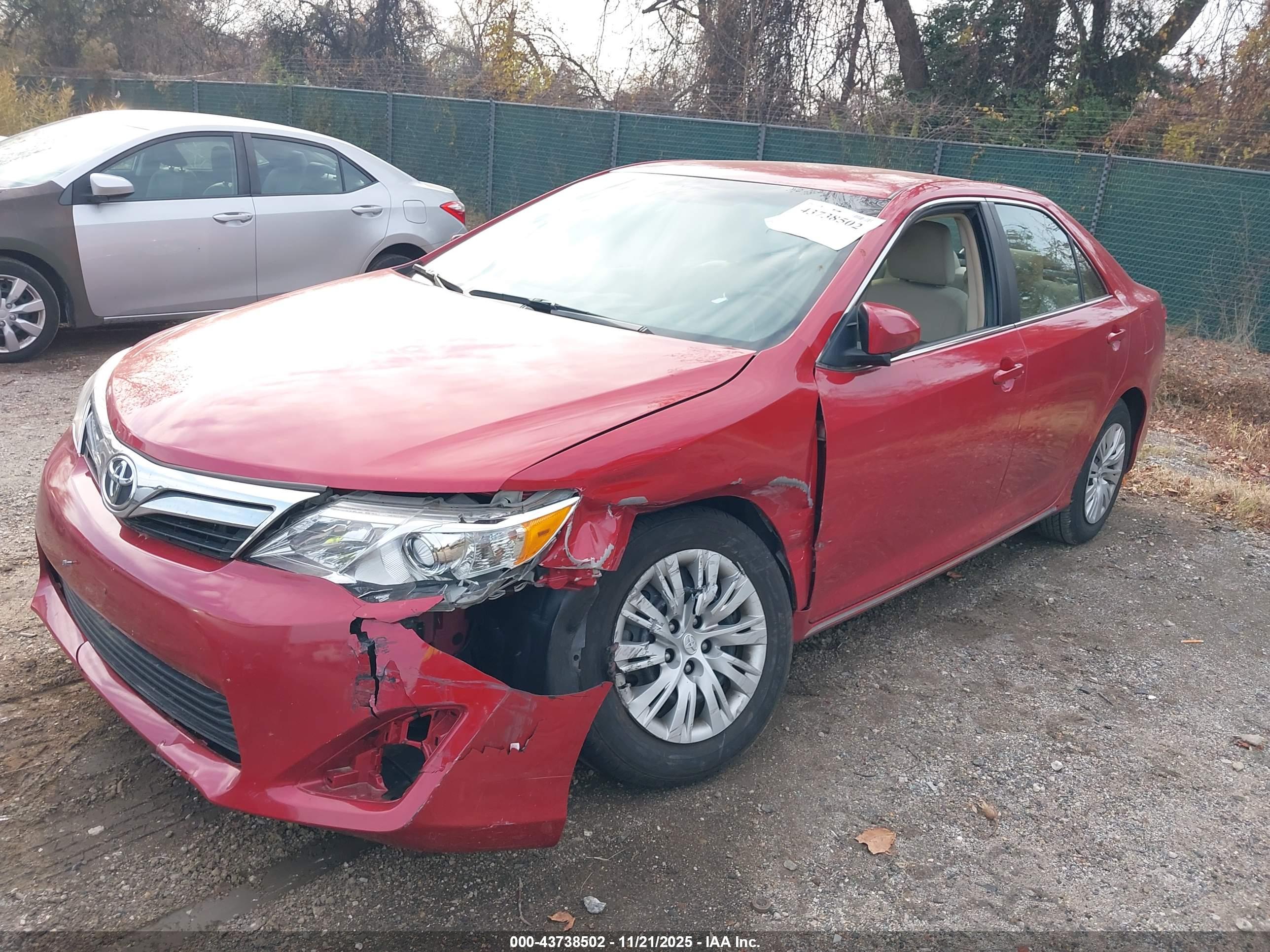 TOYOTA CAMRY image 6
