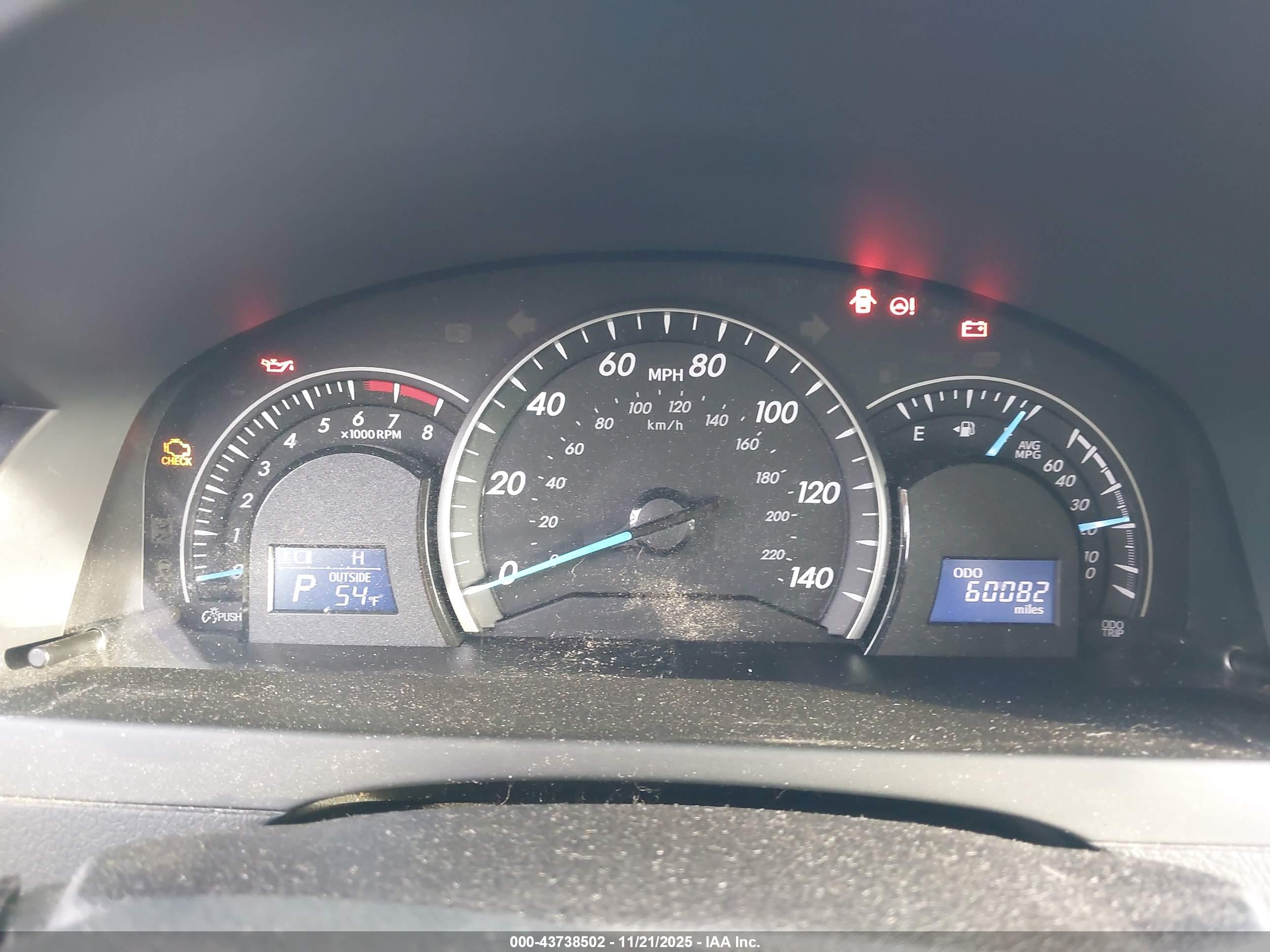 TOYOTA CAMRY image 7