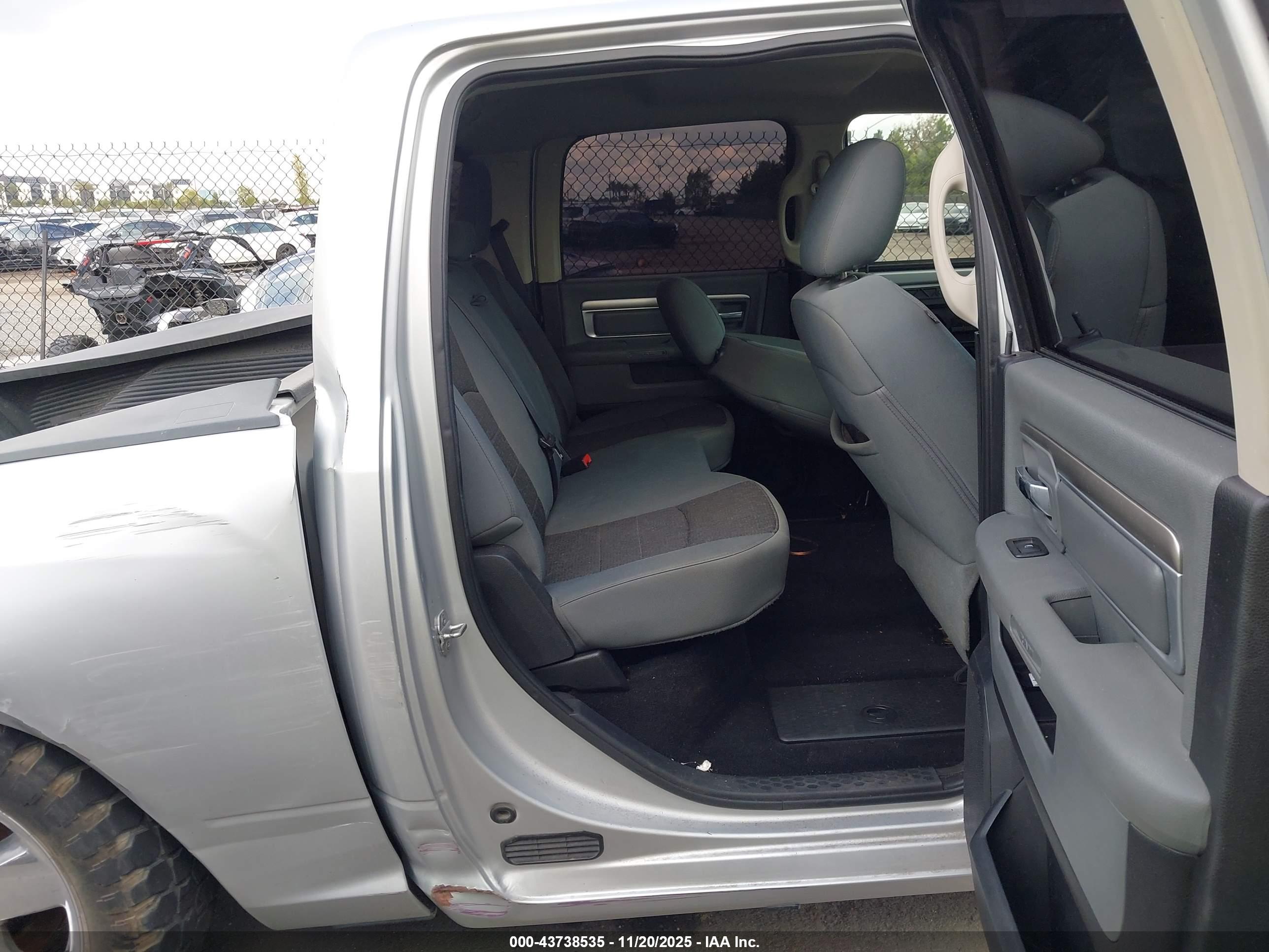 RAM 1500 image 8
