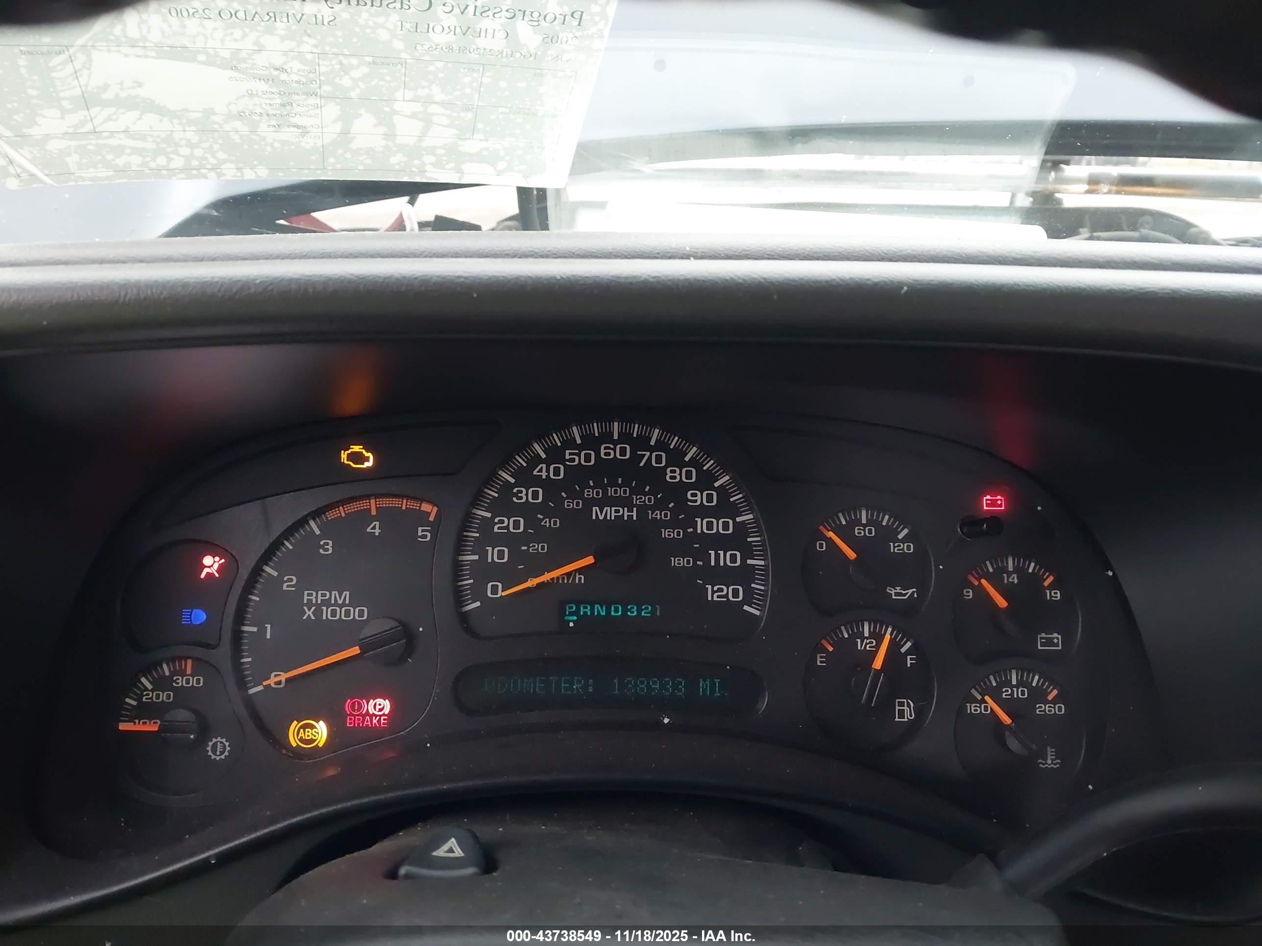 CHEVROLET SILVERADO image 7