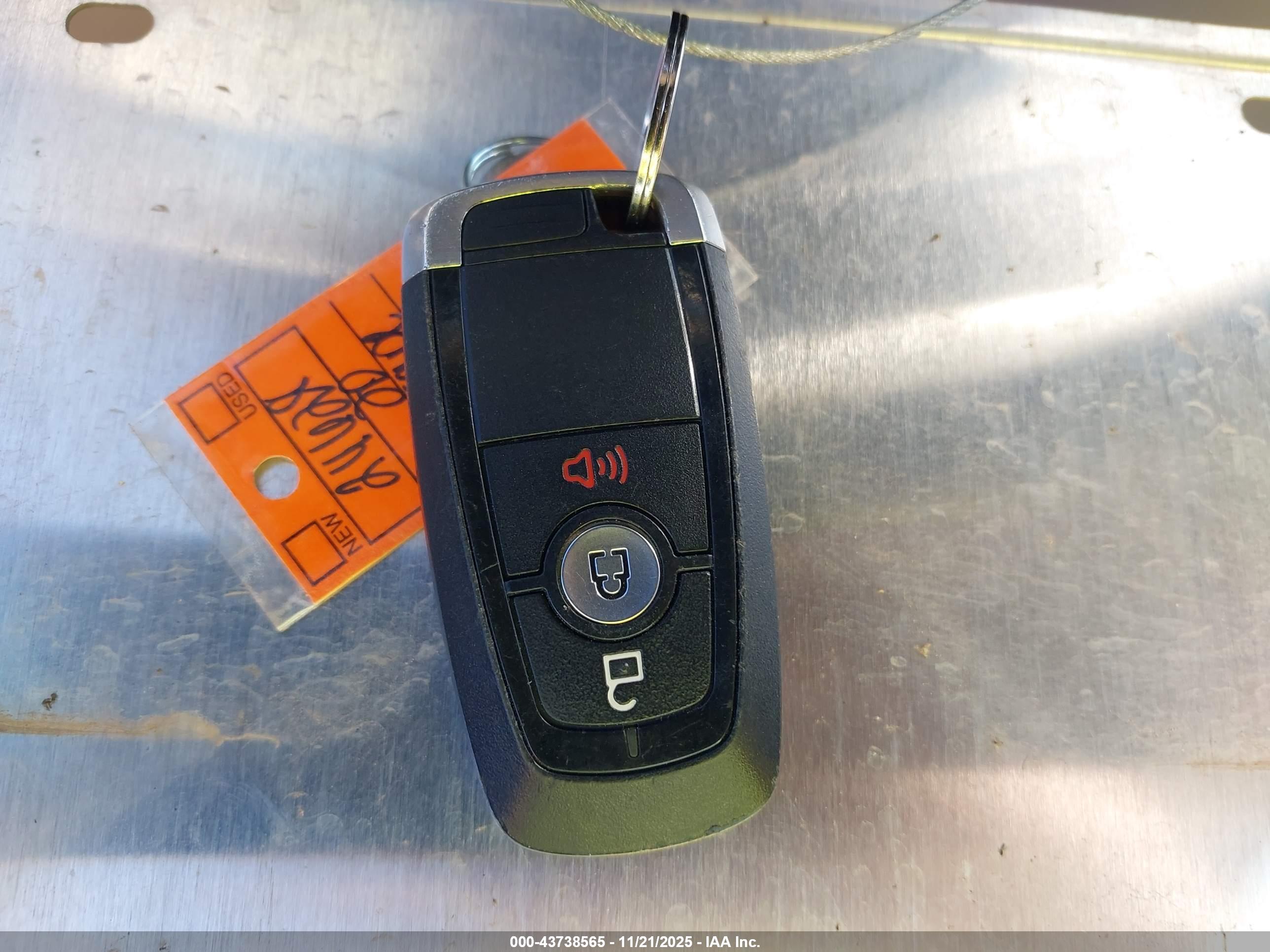 FORD ESCAPE image 11